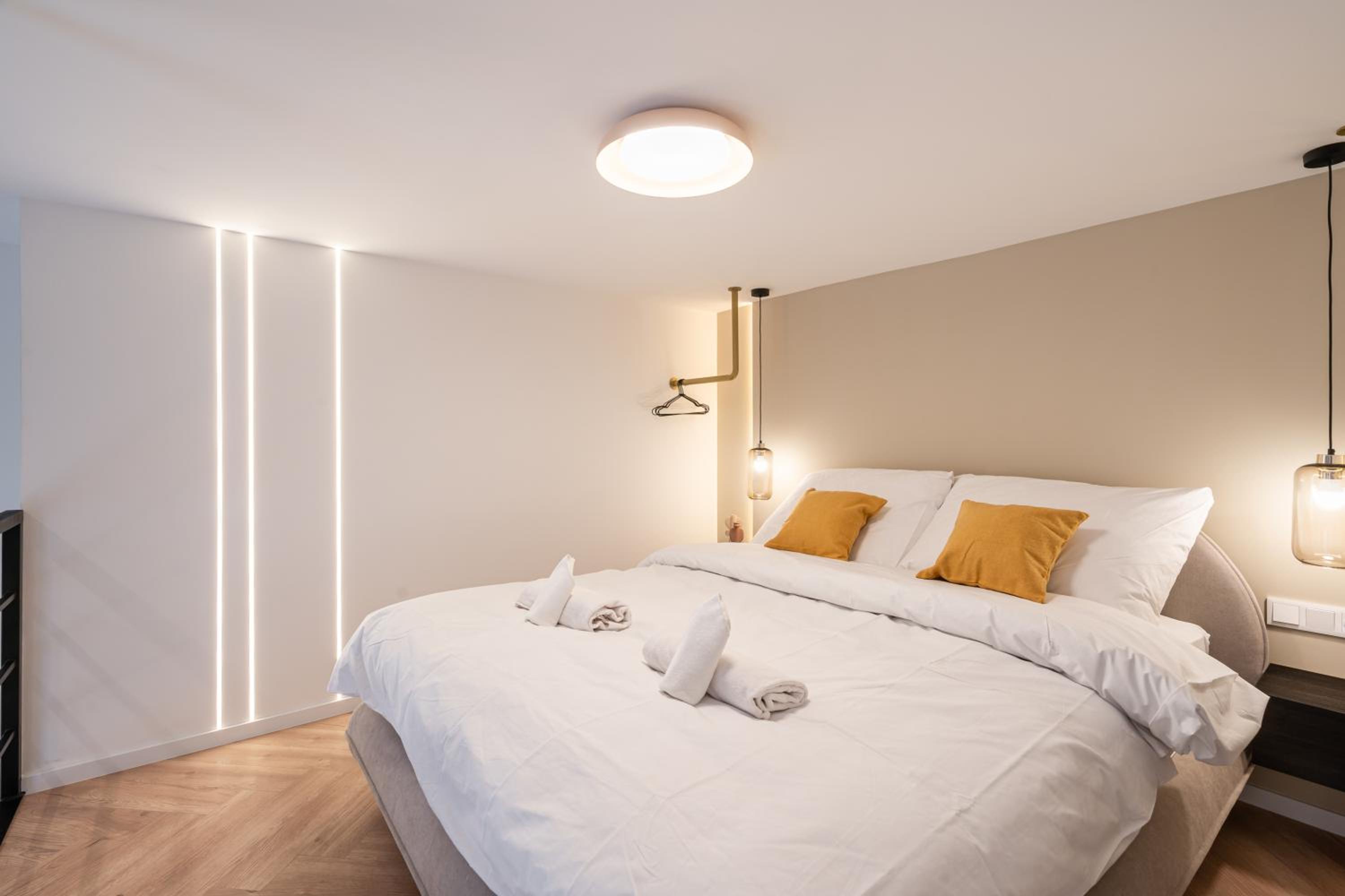 E22 - Boutique Apartments, Best Location by BQA