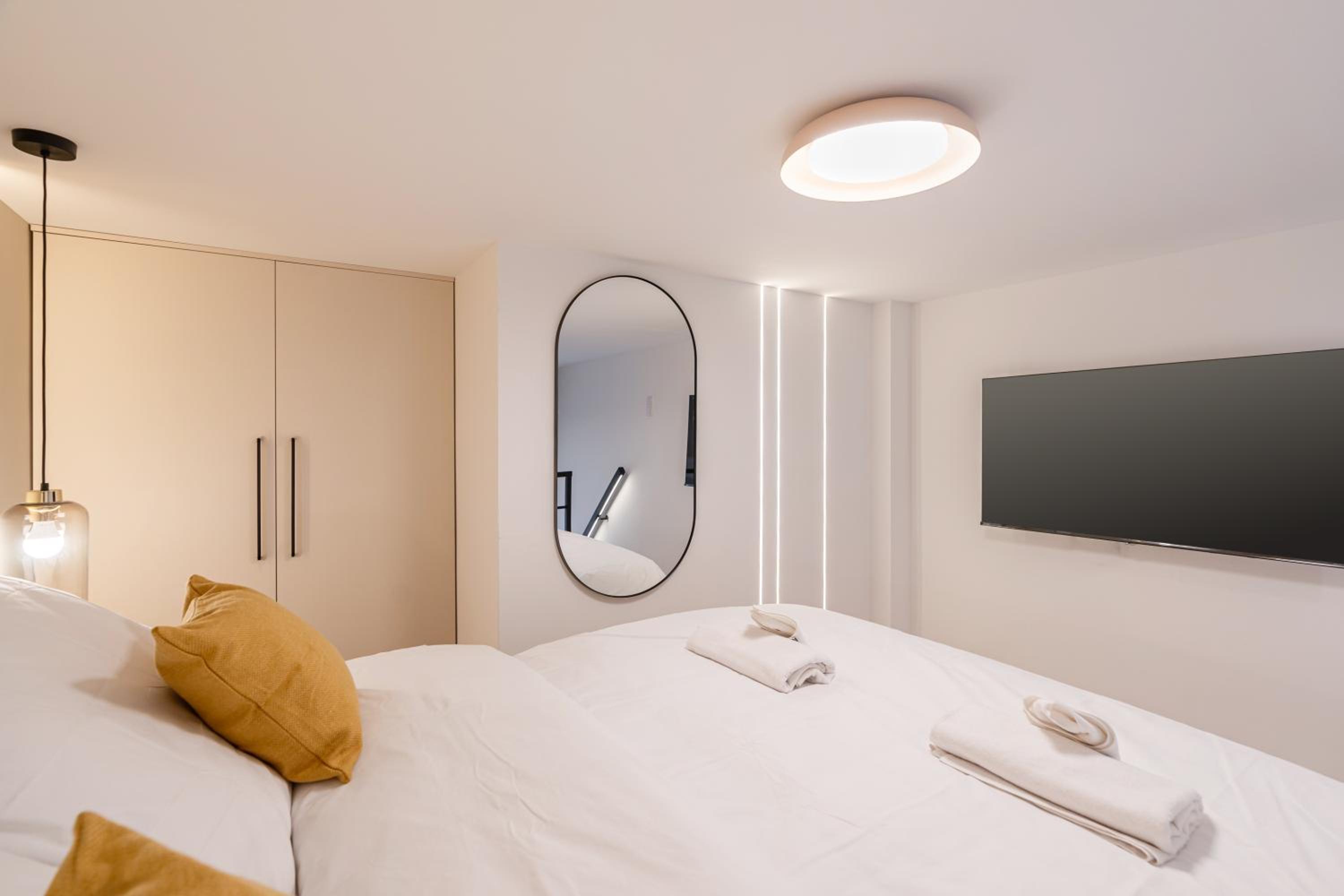 E22 - Boutique Apartments, Best Location by BQA