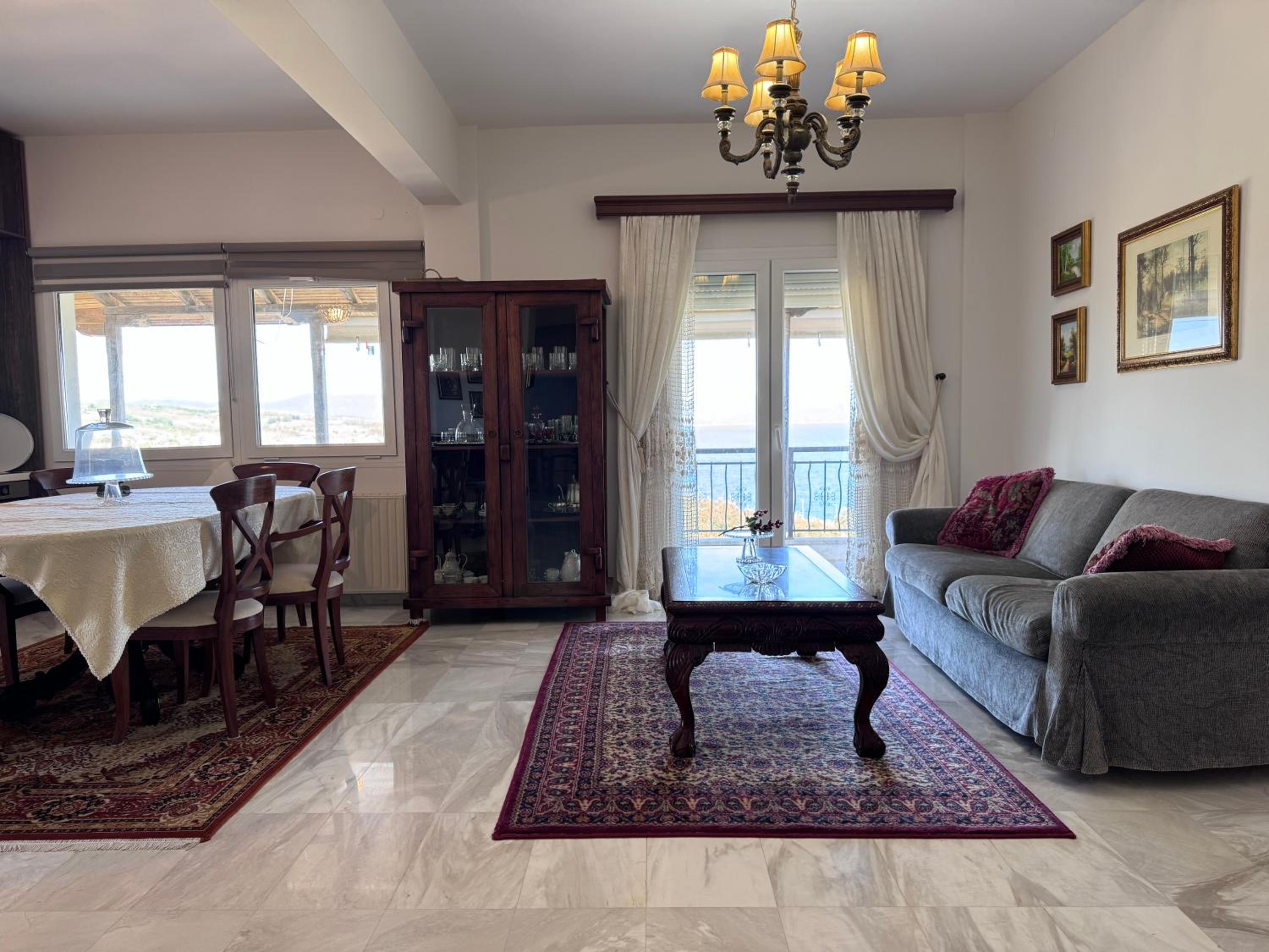 Kyriakos Villa Suite