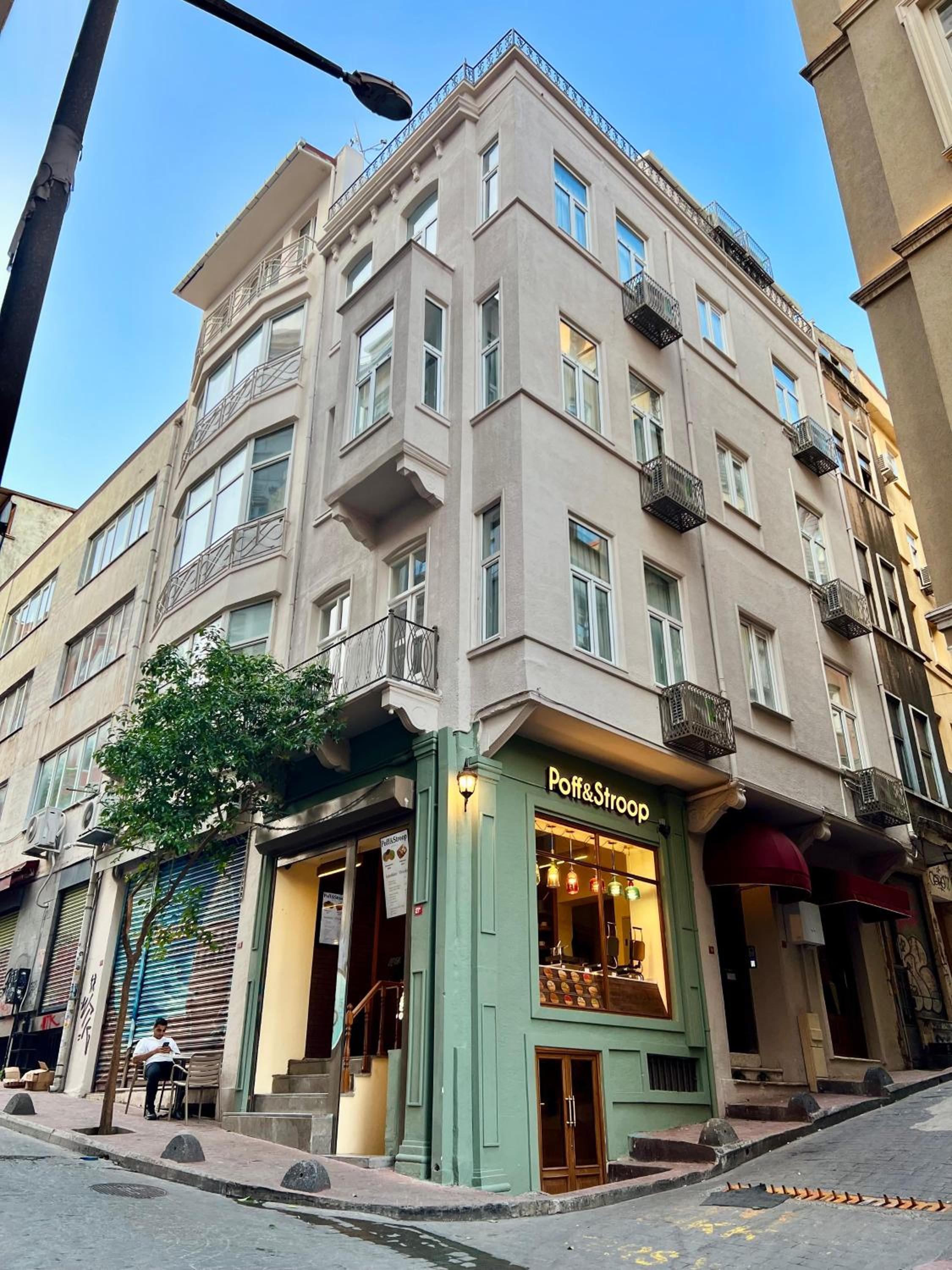 Essa Pera Boutique Galata