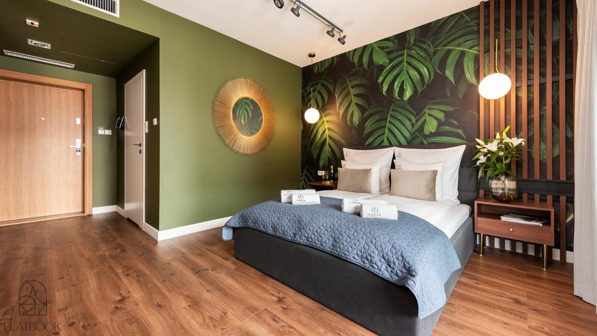 Flatbook - City Center Apartments Deo Plaza Studio