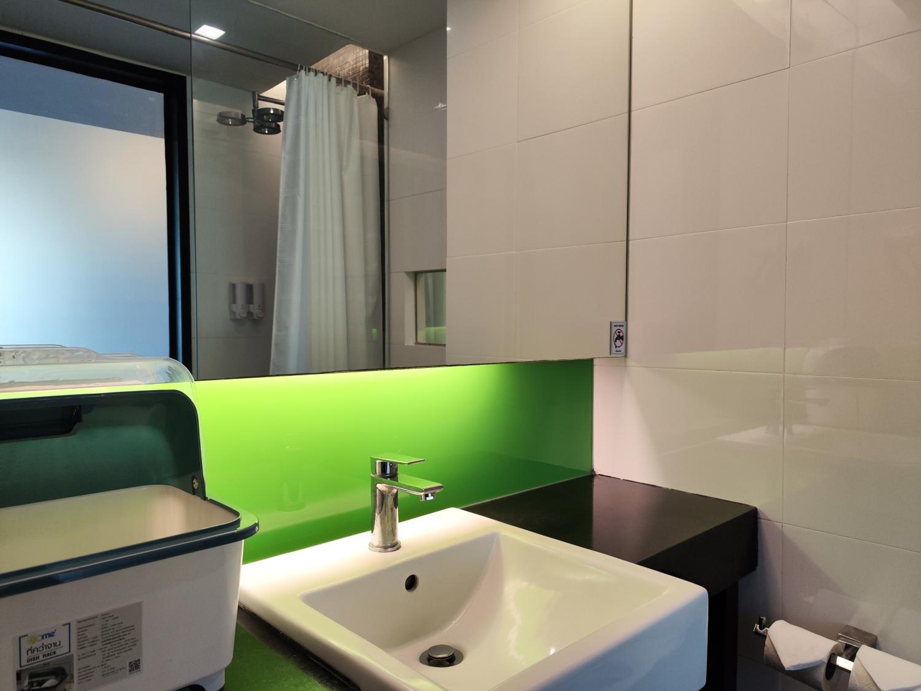 8 Floor - Mountain view Studio room at TBHR near Kata beach