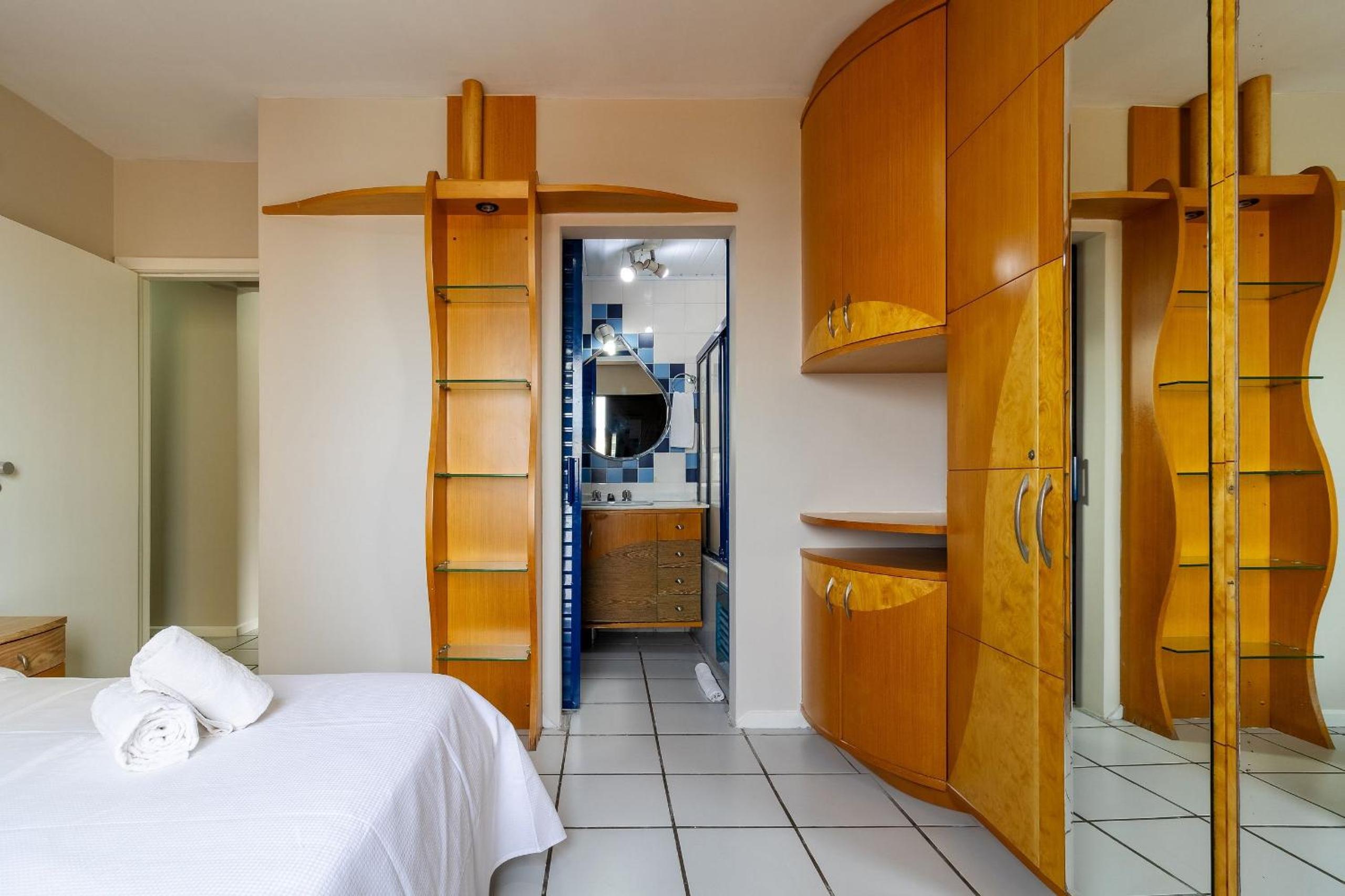 Ap w/ balcony 200 m from the beach Ingleses VIN202