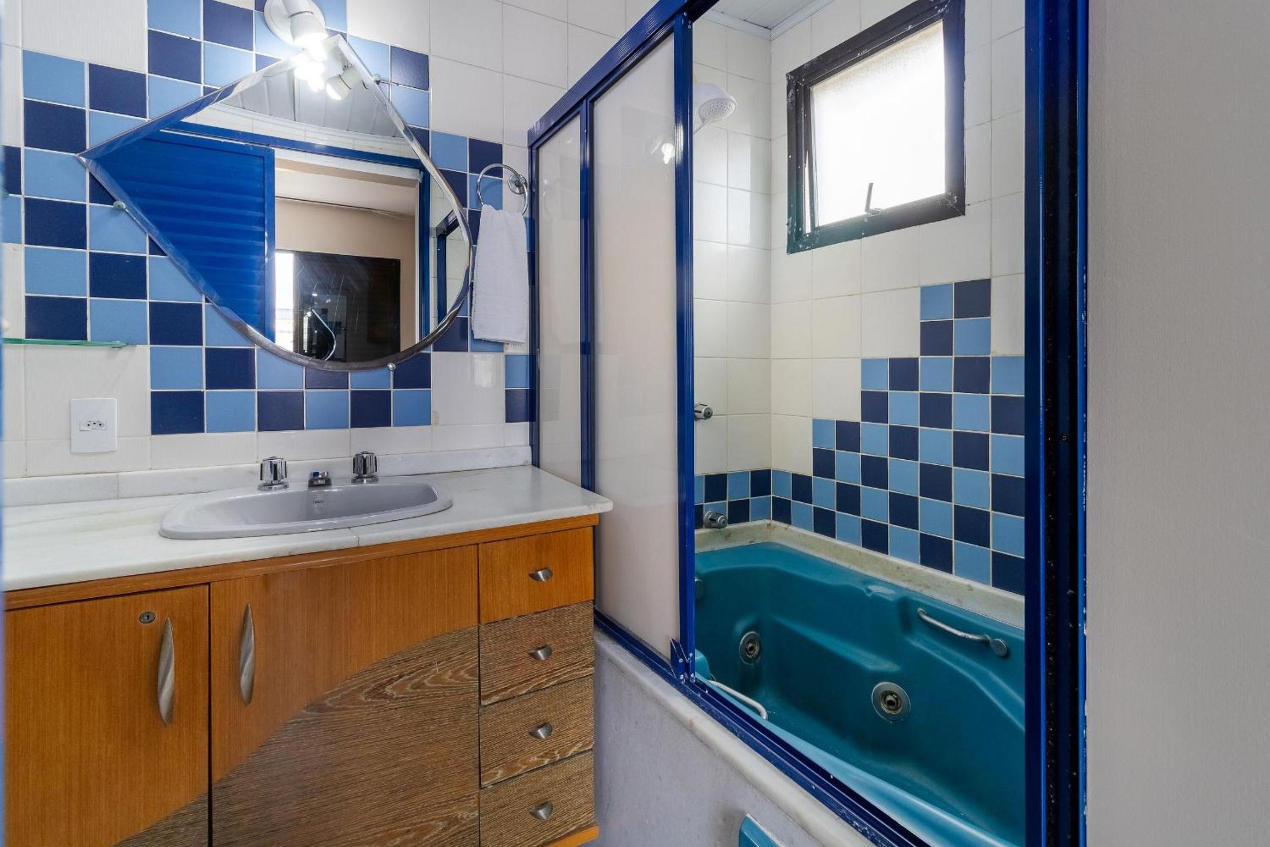Ap w/ balcony 200 m from the beach Ingleses VIN202