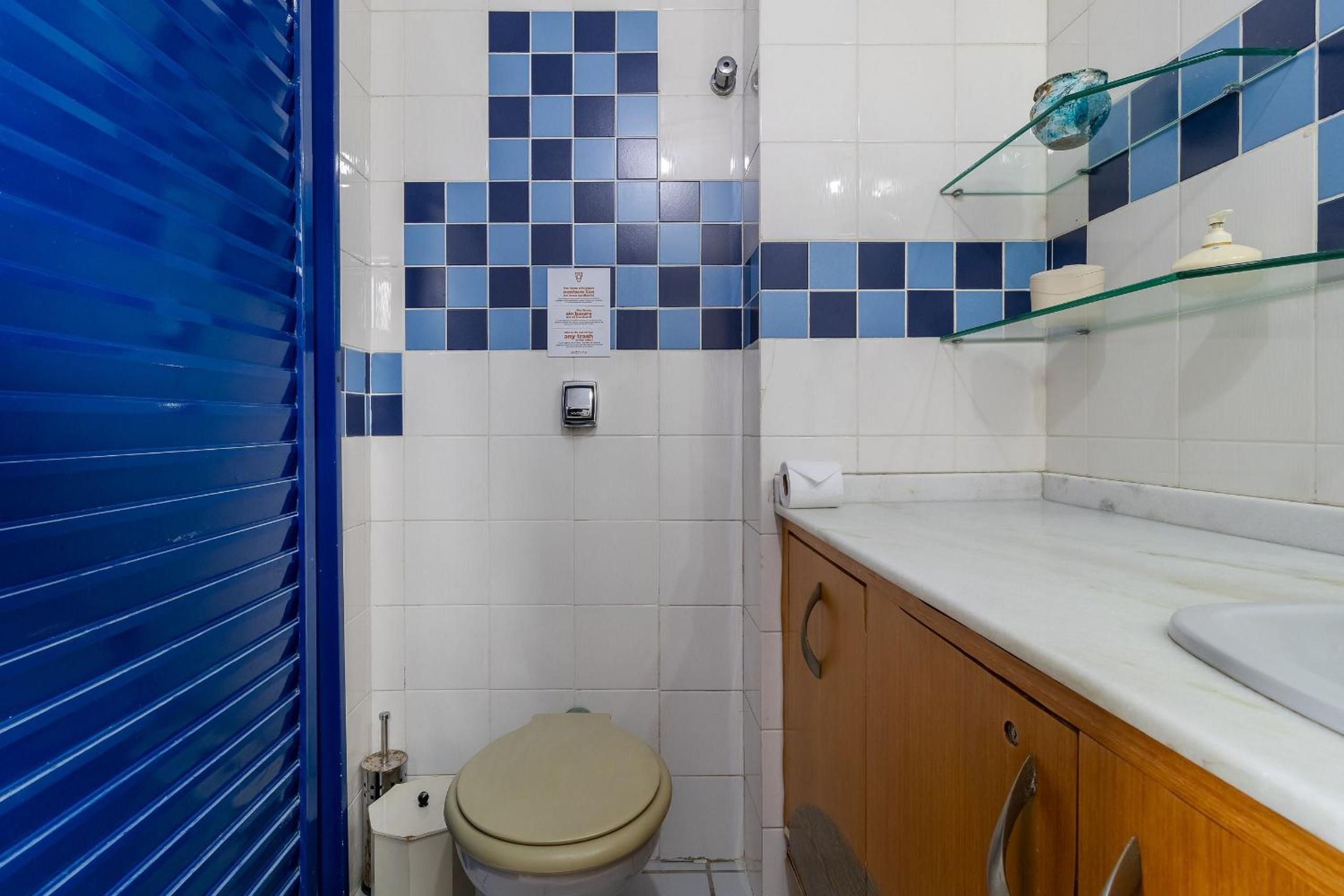 Ap w/ balcony 200 m from the beach Ingleses VIN202