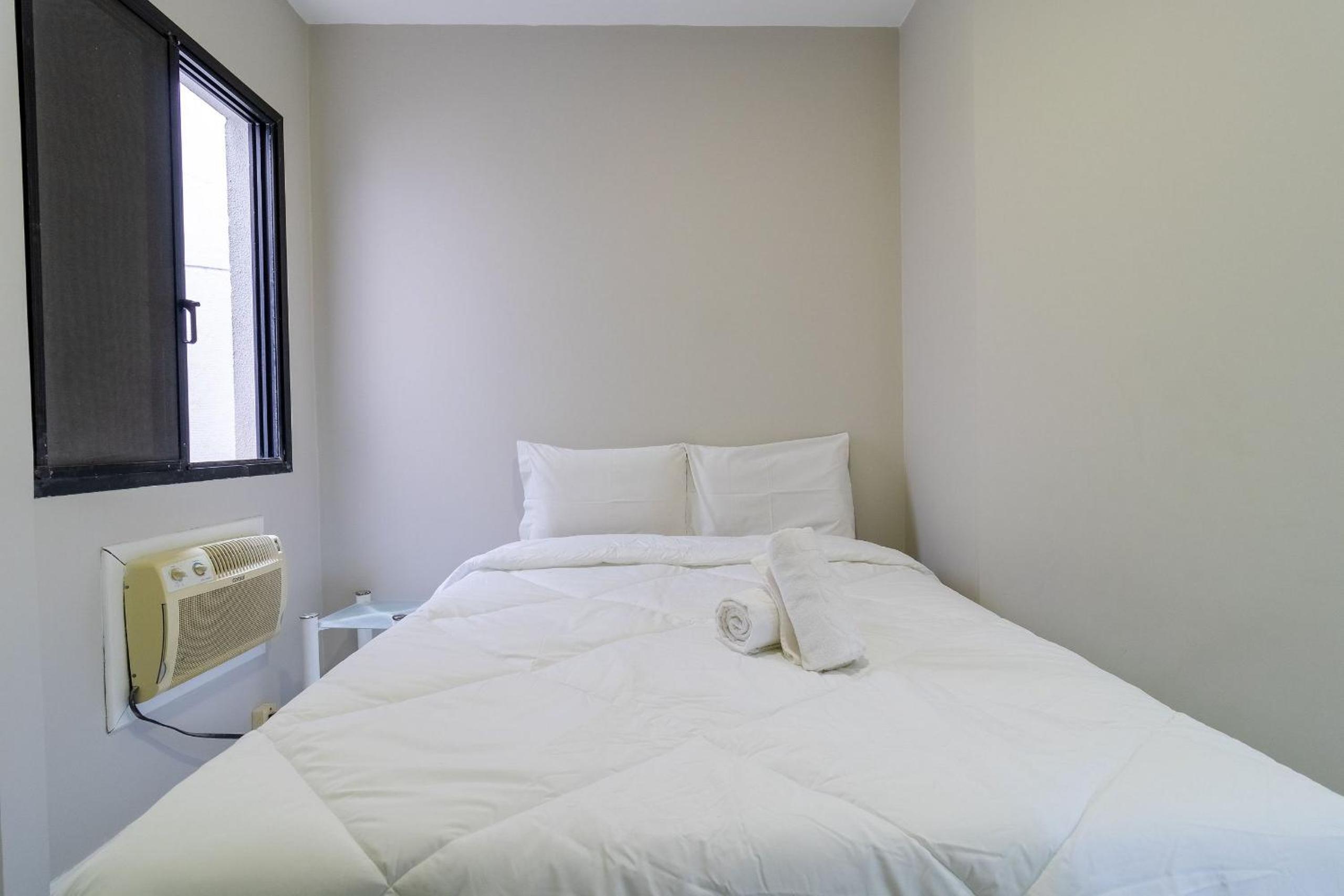 Ap w/ balcony 200 m from the beach Ingleses VIN202