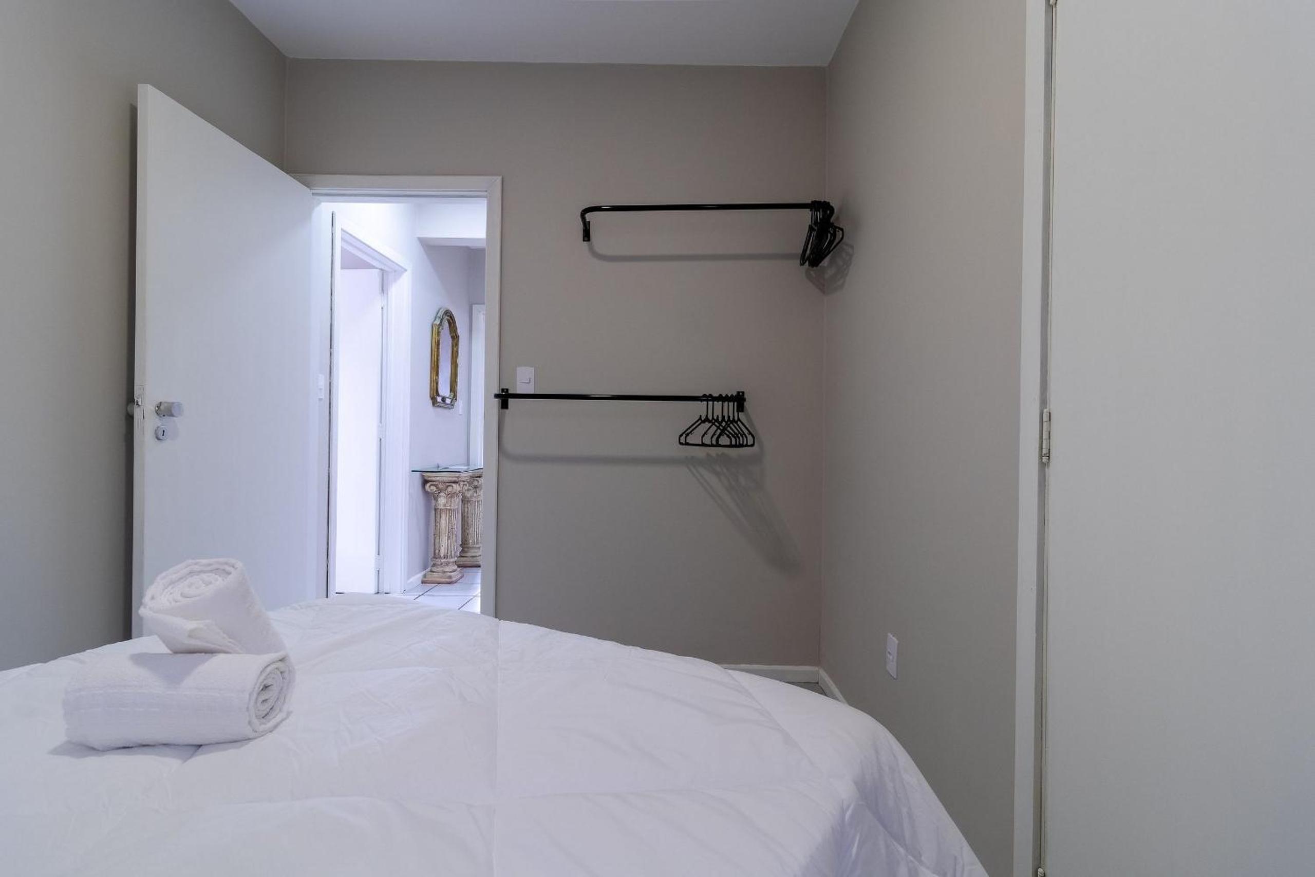 Ap w/ balcony 200 m from the beach Ingleses VIN202