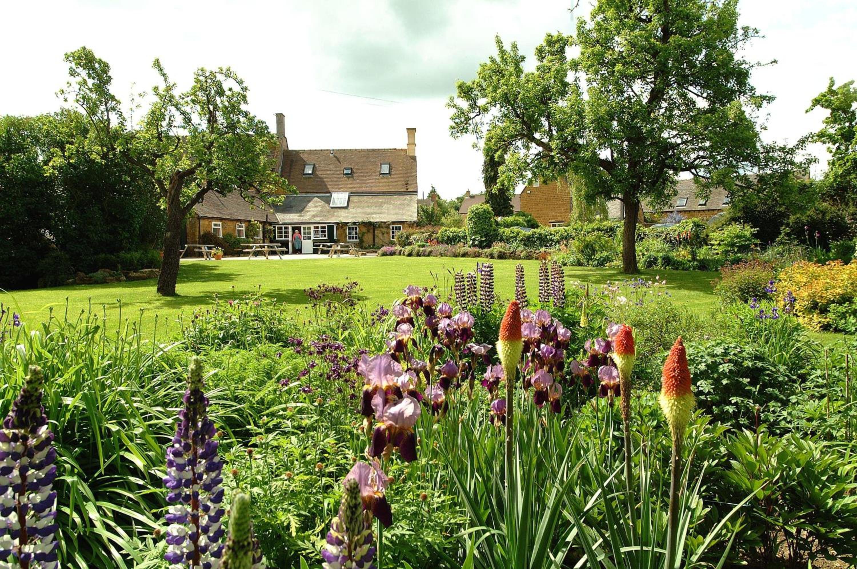 The Howard Arms