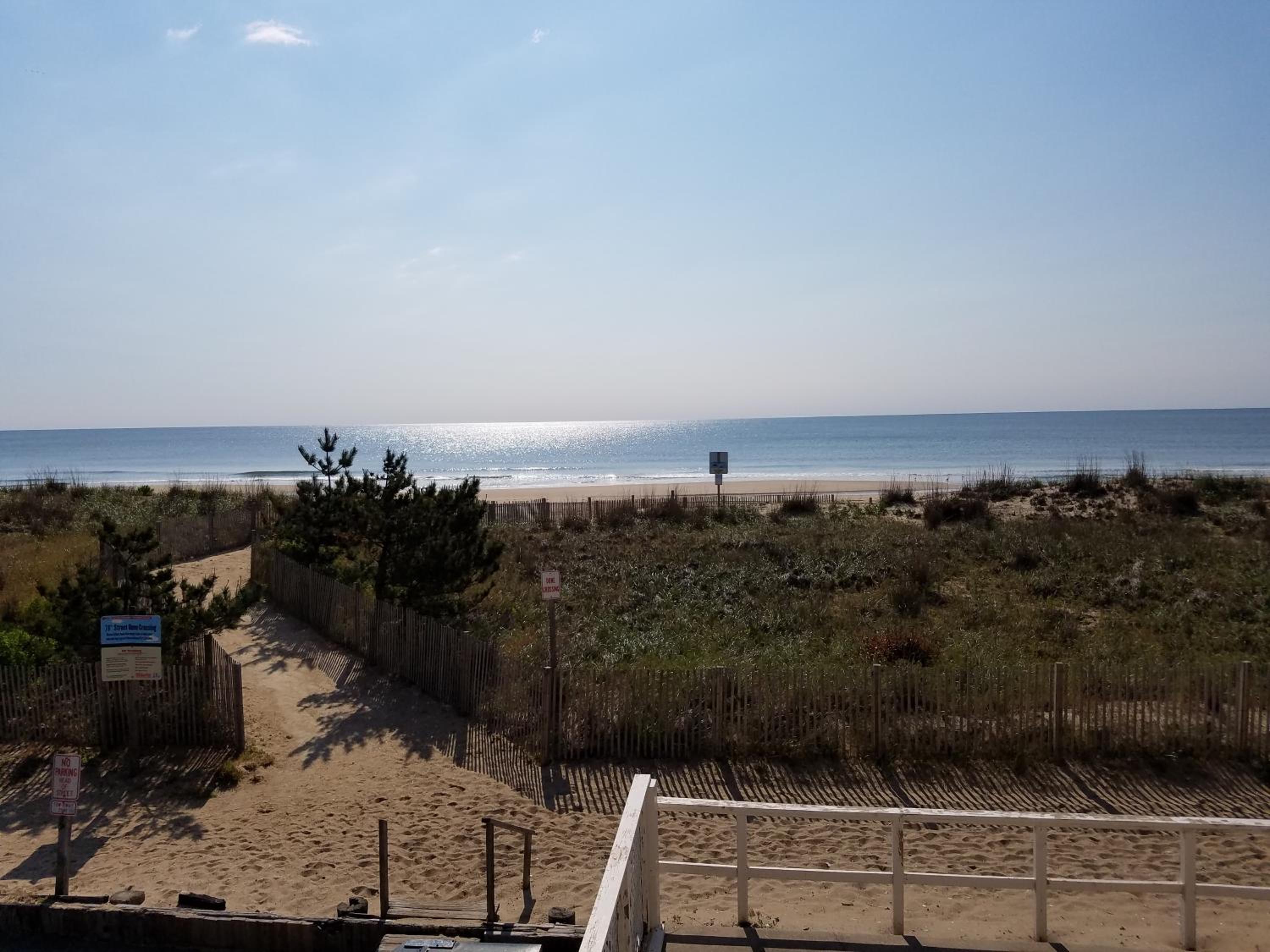 Seabonay Oceanfront Motel