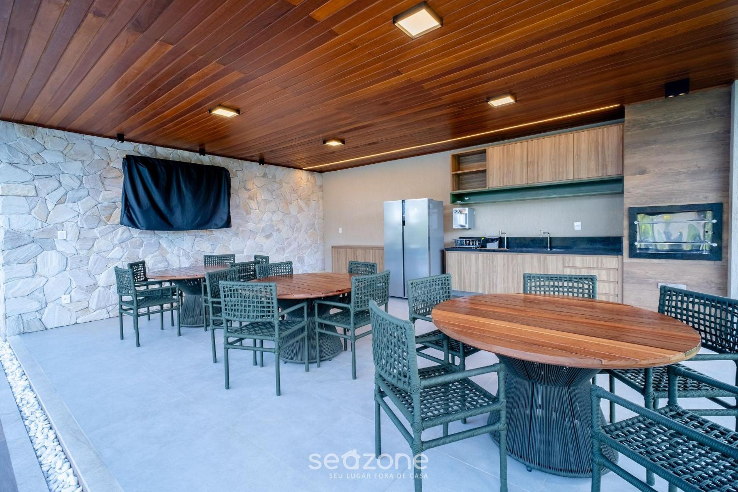 2-Bedr oApt in Condo w/ Pool - Itacimirim RJH0101