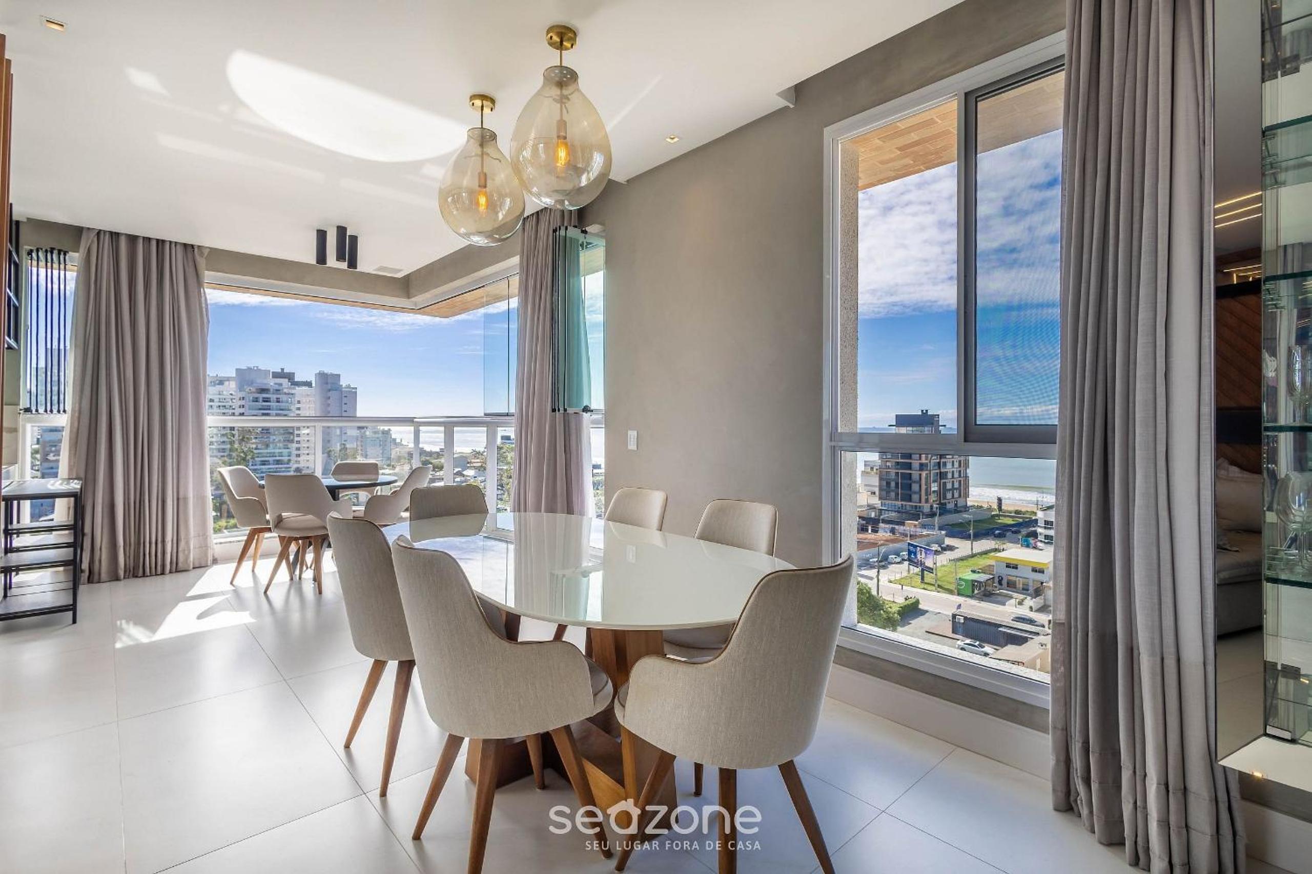 Sophisticated stay 200m from Praia Brava - EHI