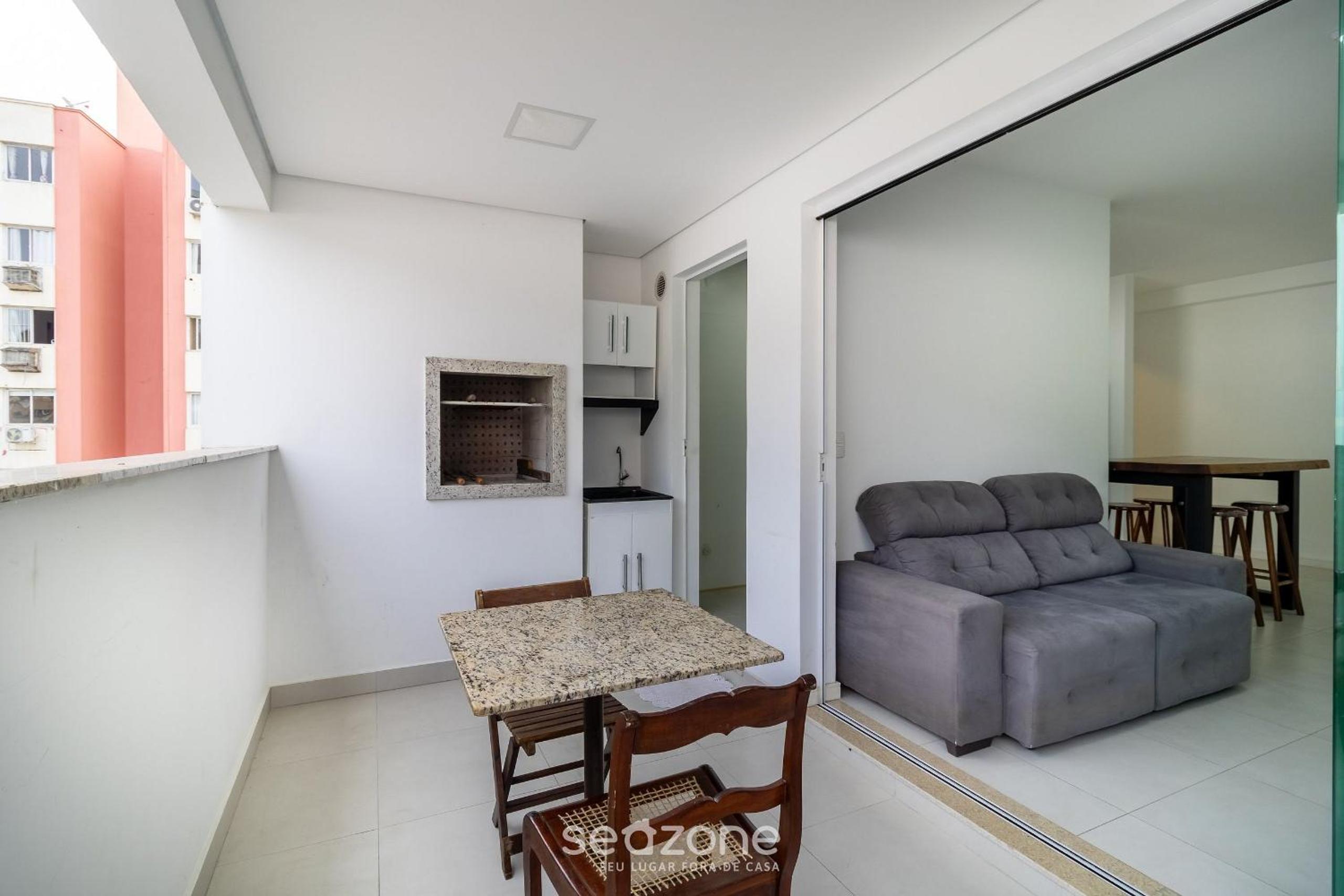 Apt w/ Swimming Pool Well Located Blumenau NEB0103