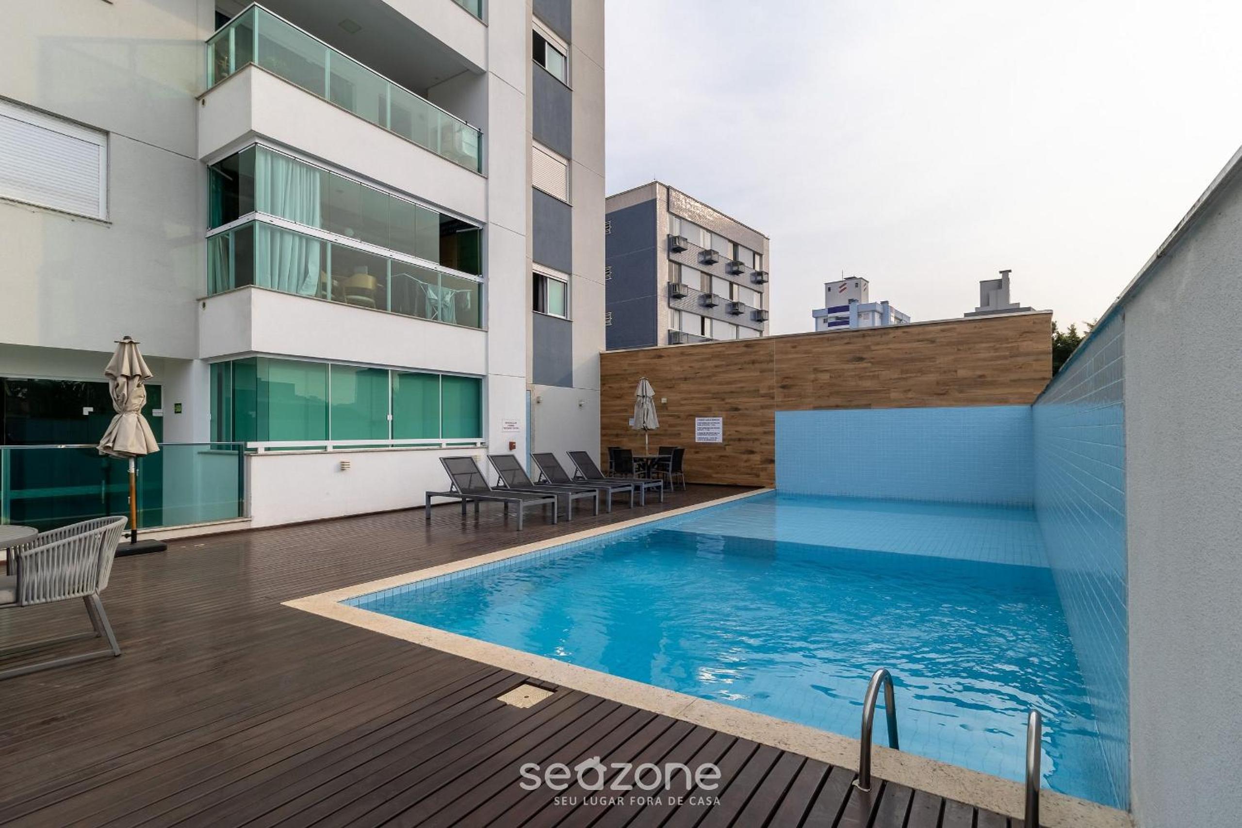 Apt w/ Swimming Pool Well Located Blumenau NEB0103