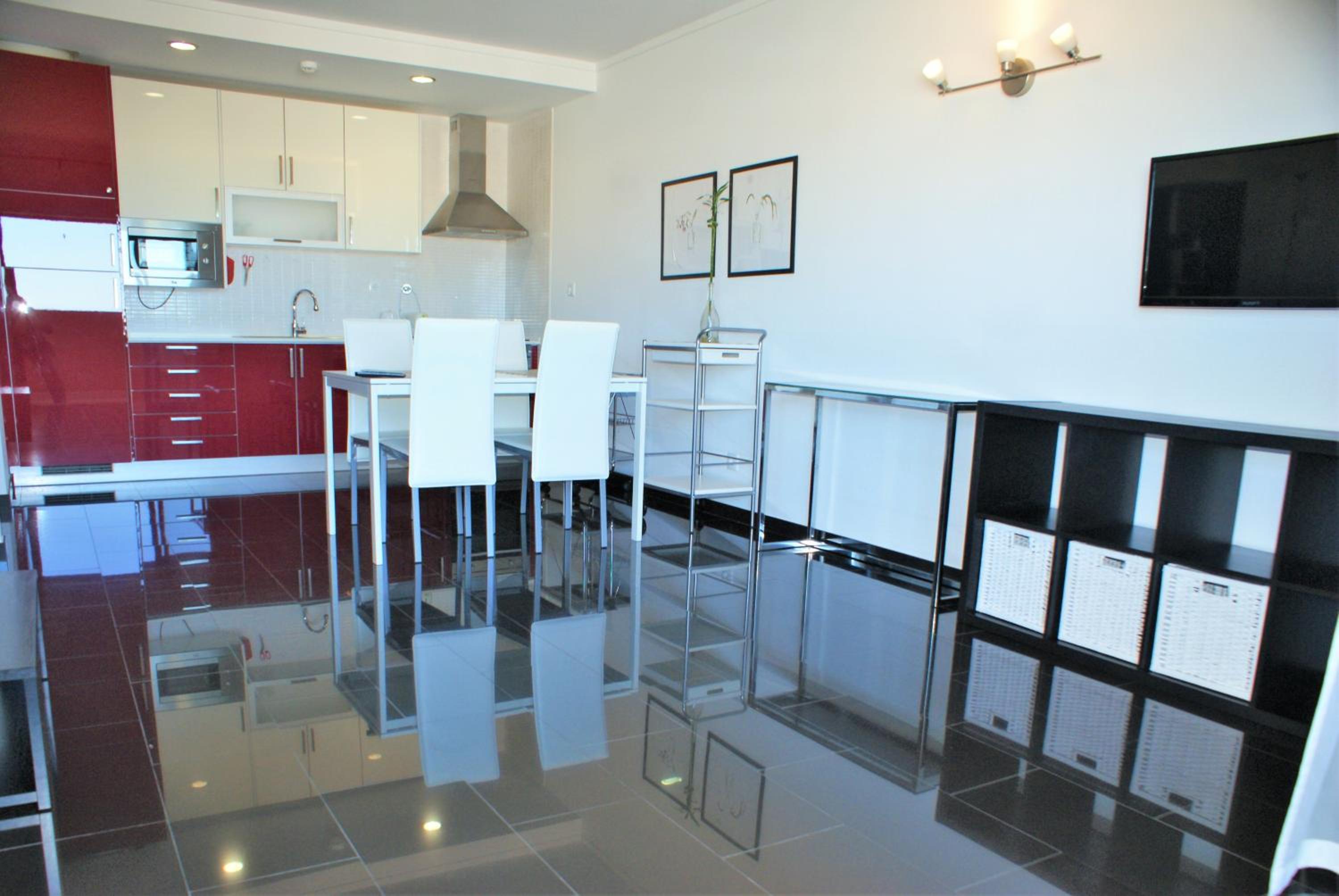 Rocha Tower 15C view 2