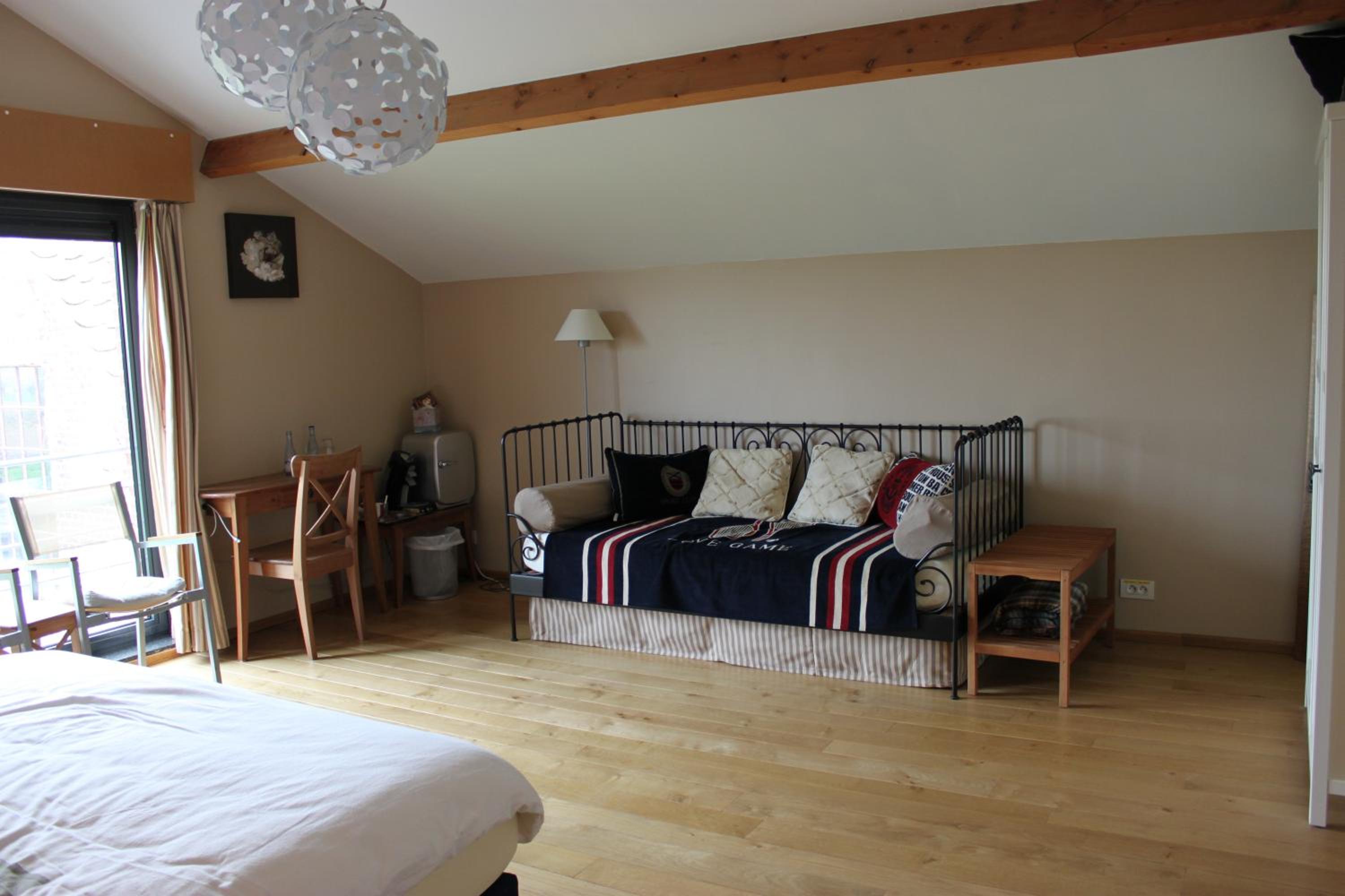 B&B Lomolen