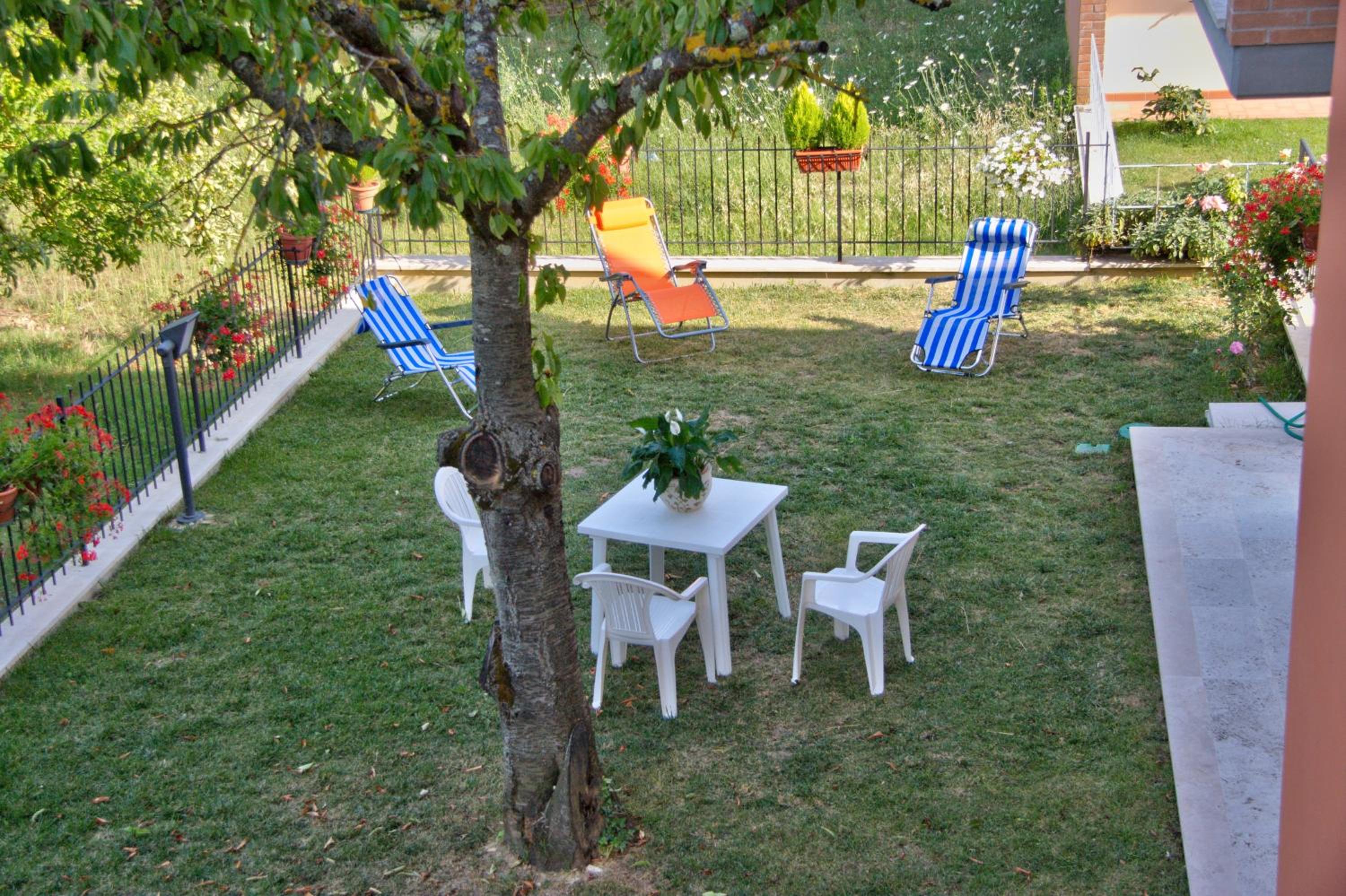 Photo 23