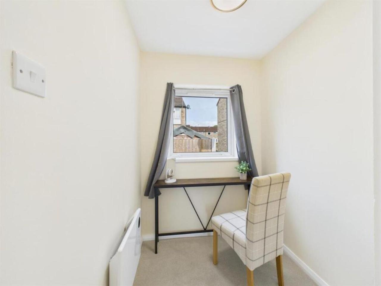 MODERN 2 BED BUNGALOW SLEEPS 4 Pet friendly