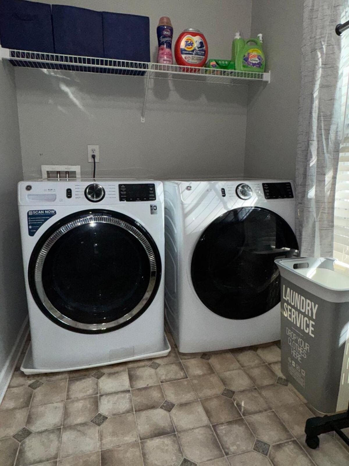 1 Spacious 4BR Getaway near Atlanta