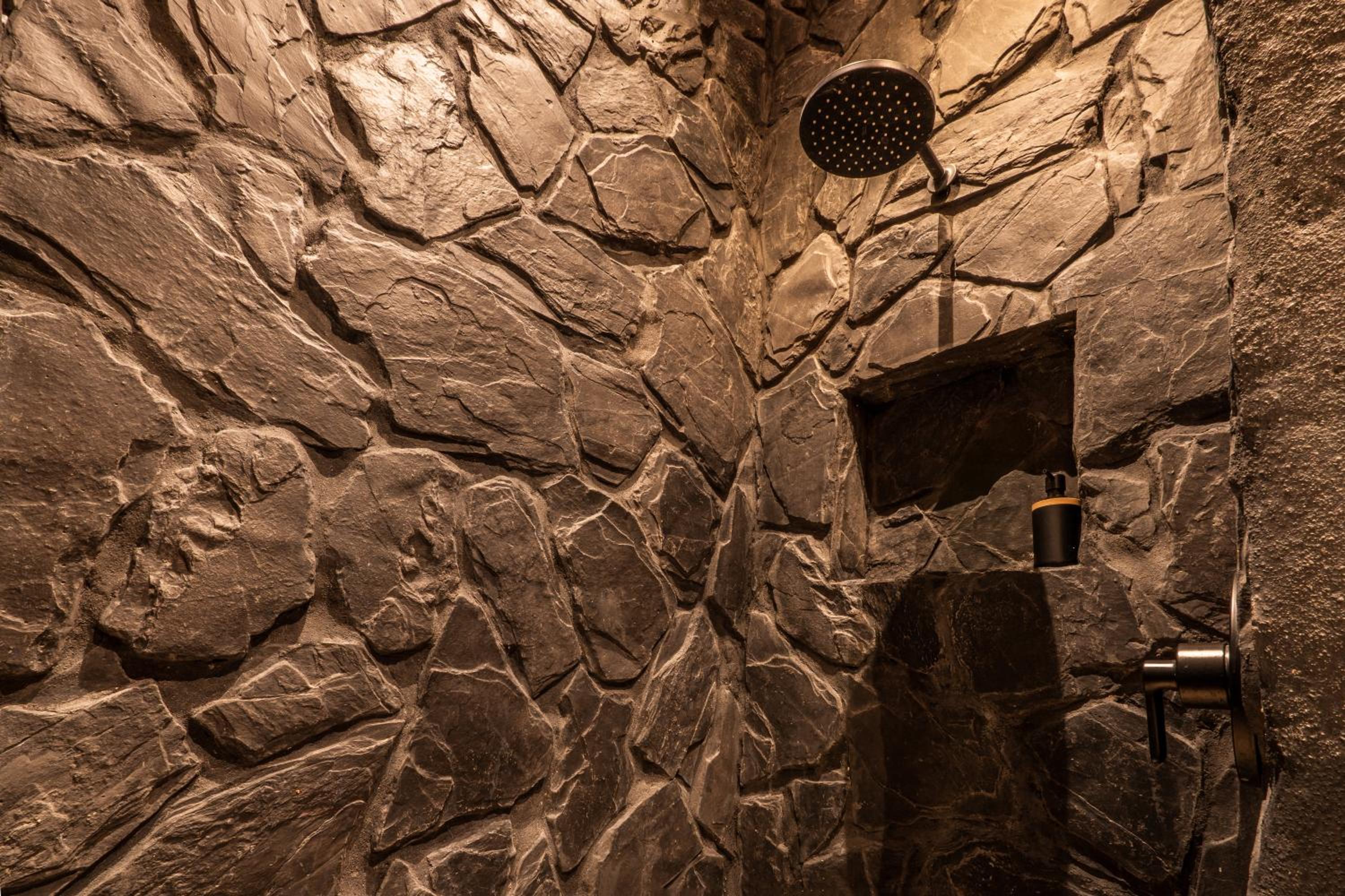 Casa Feliz Jacuzzis Alberca Gimnacio Vapor PingPong Billar Cuarto de Video