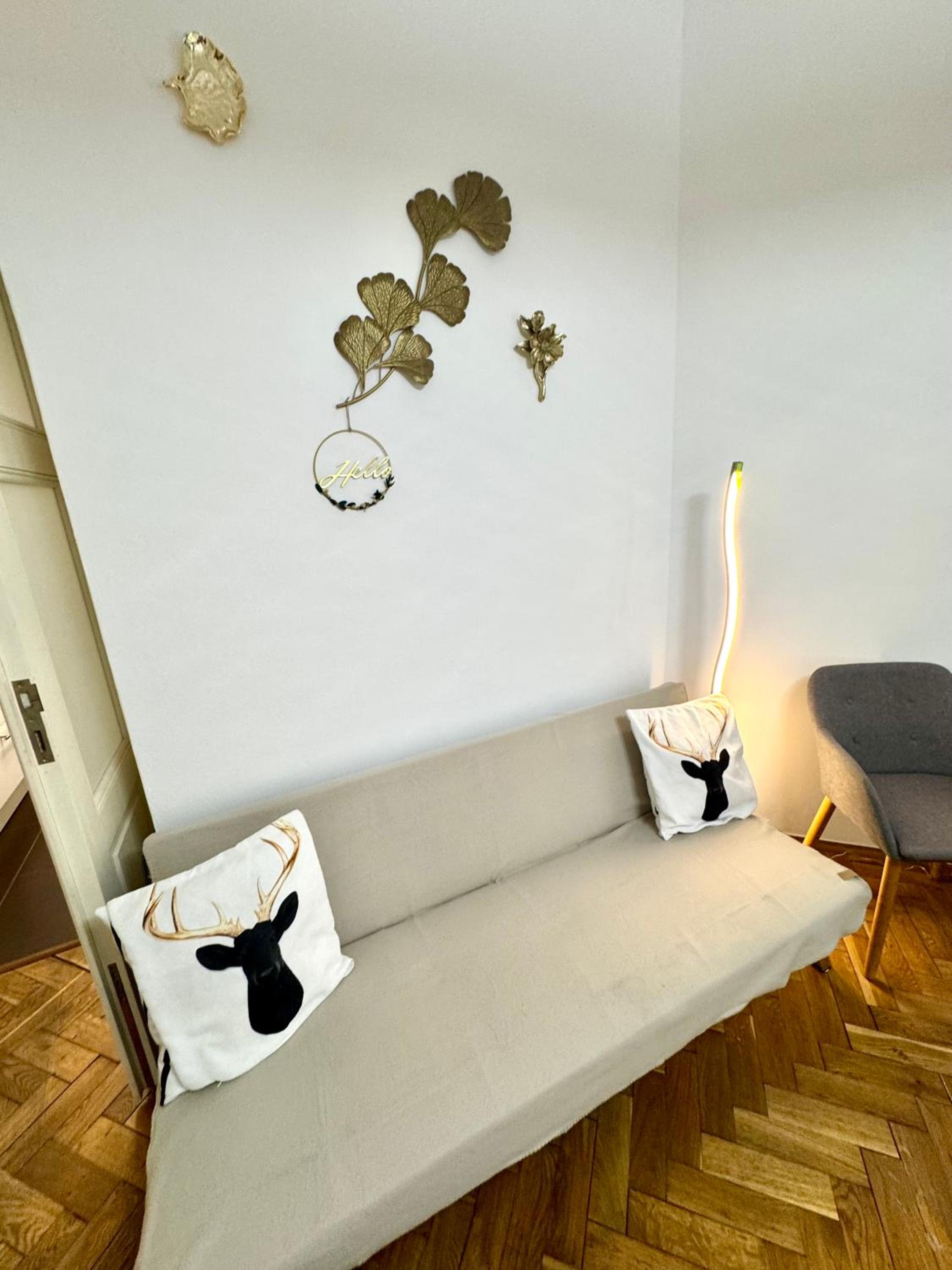 Bachelor's apartment - Smoking area - Private courtyard
