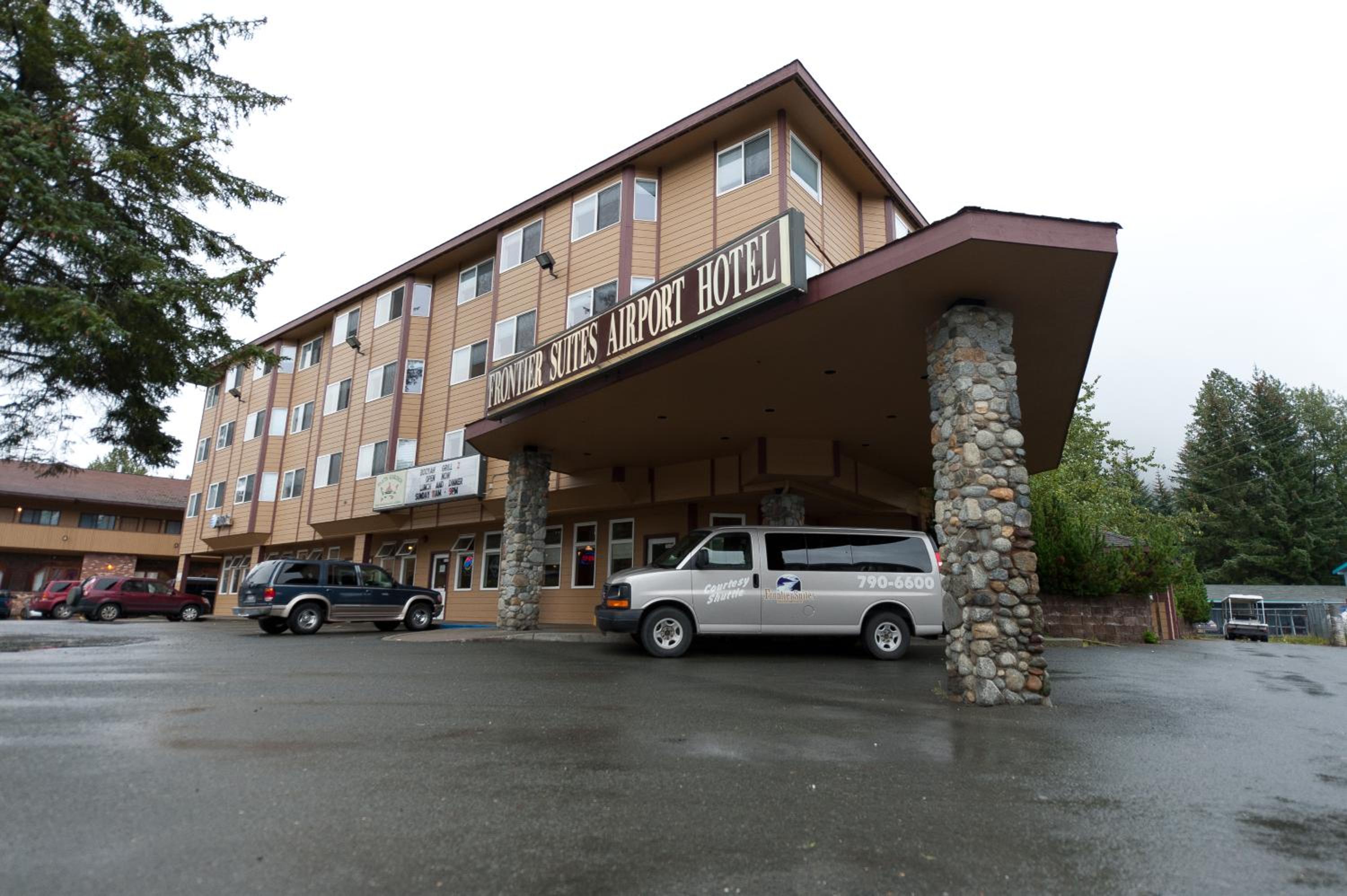 Juneau Vacations - Frontier Suites Hotel in Juneau - Property Image 9