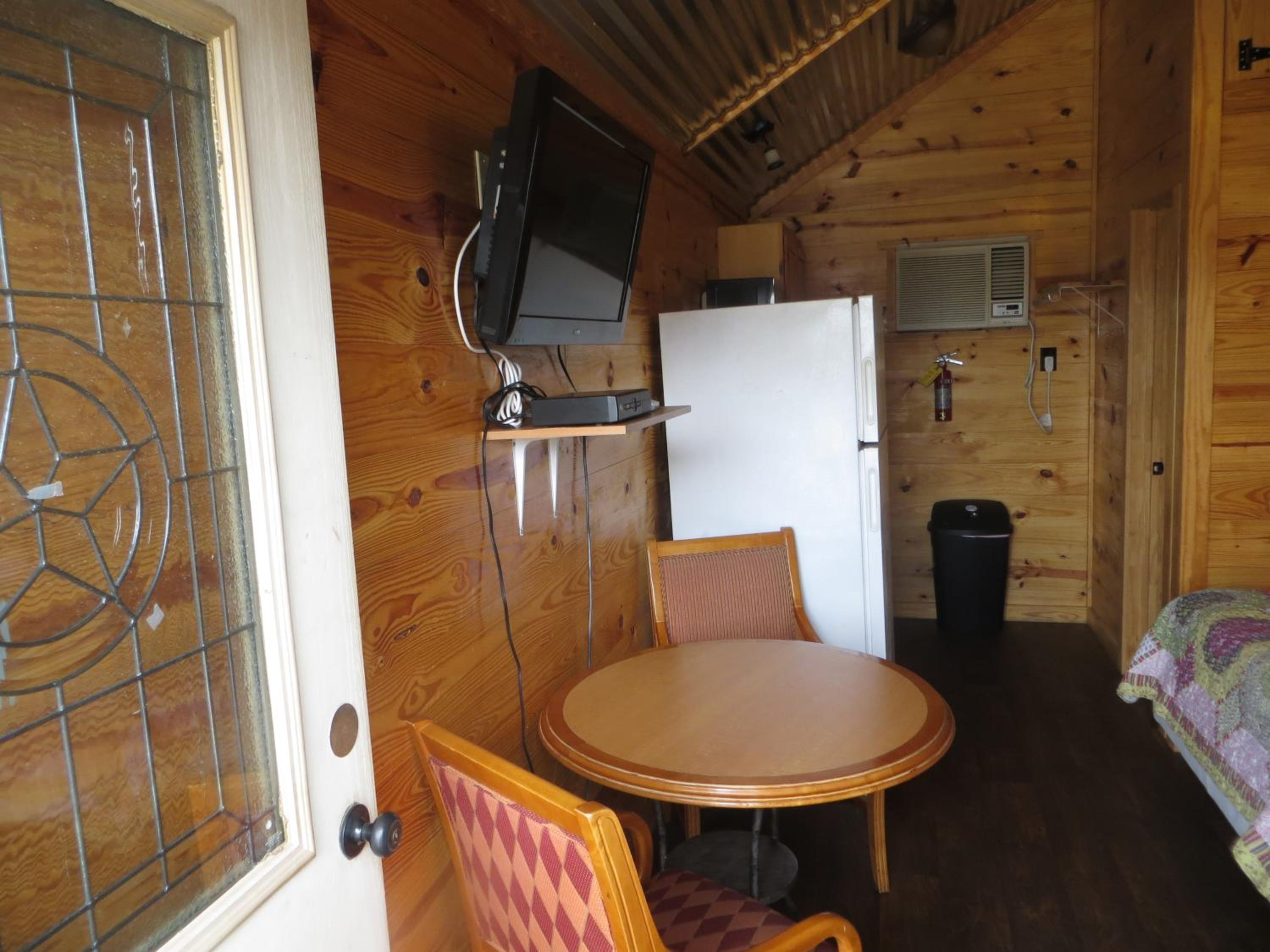 All Tucked Inn Cabins view 4