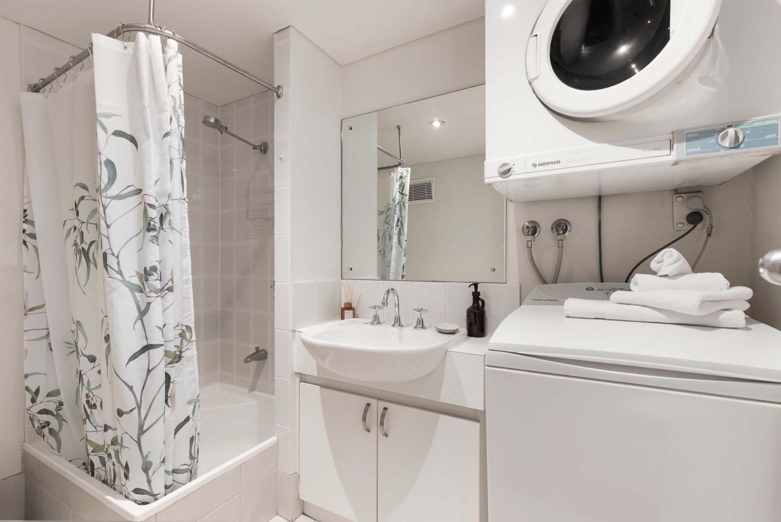 West End City 2BR Stay near UniSA