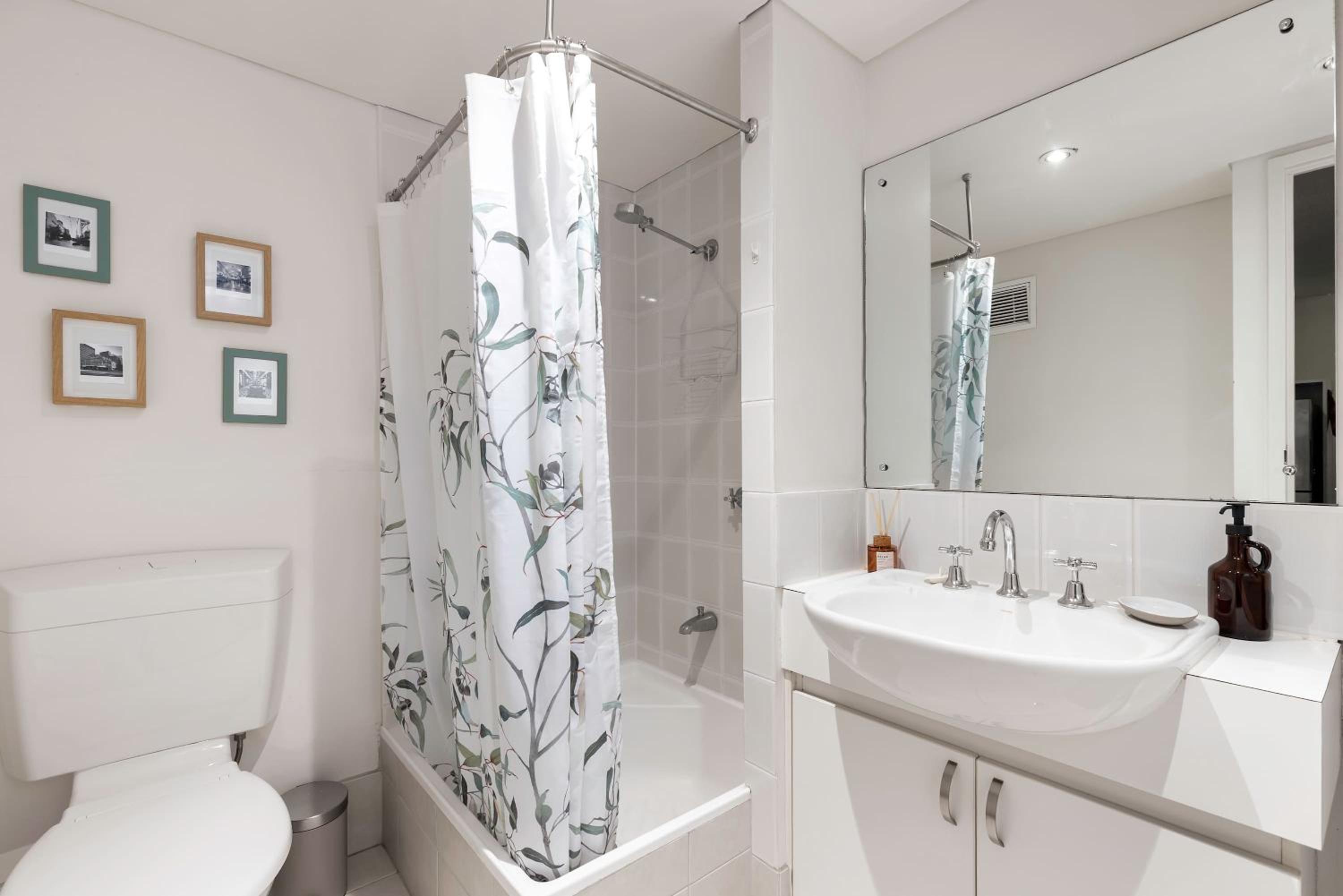 West End City 2BR Stay near UniSA