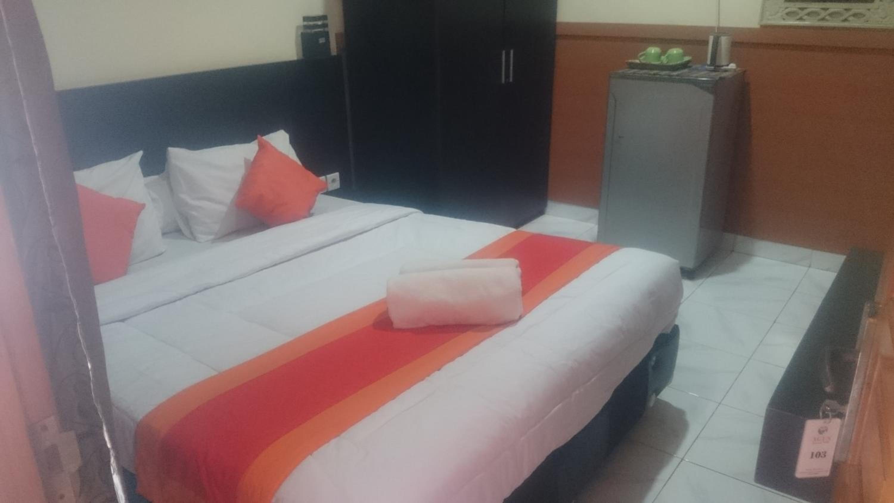 Agus Beach Inn