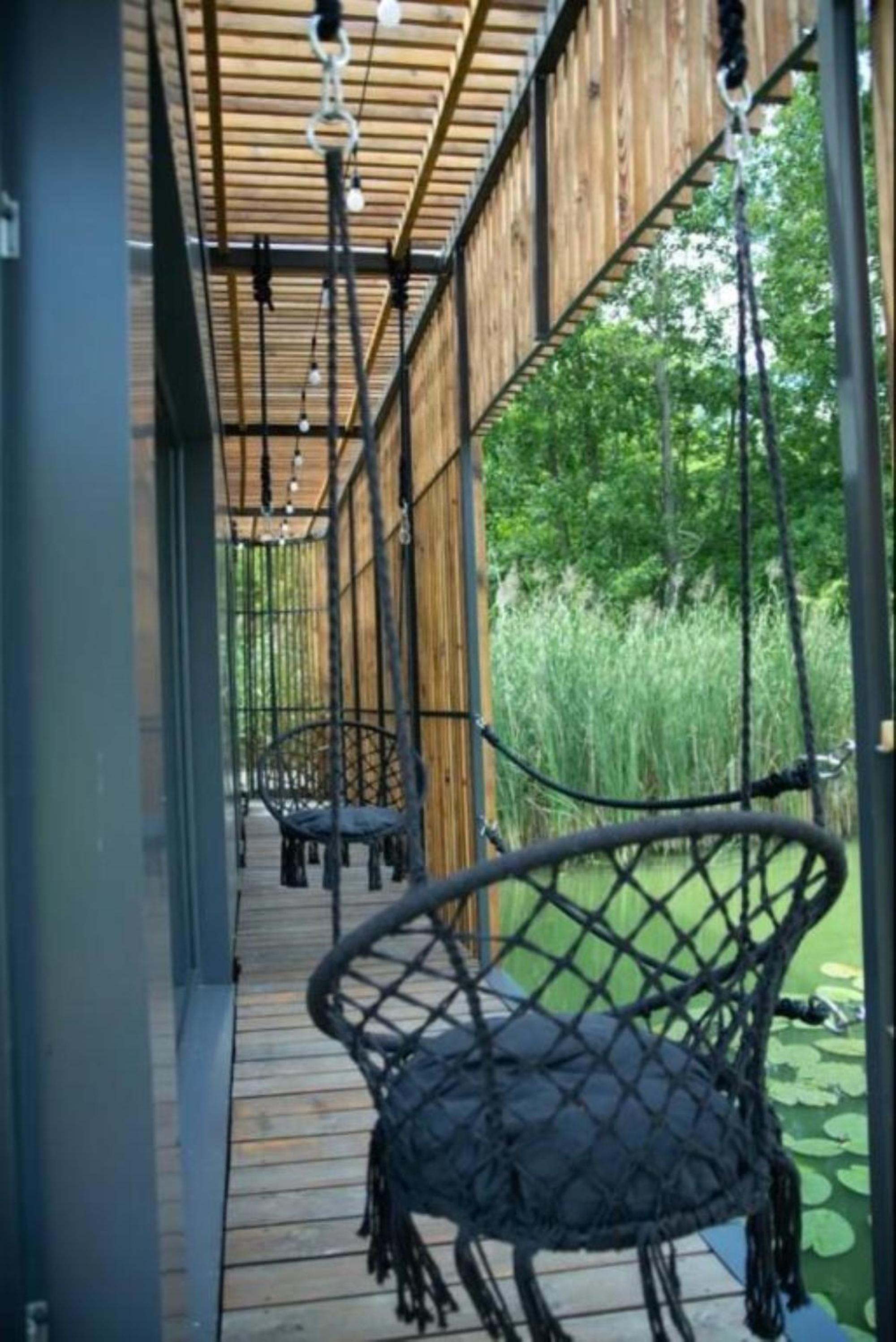 Water Hideout - Floating Villas in Wild Nature