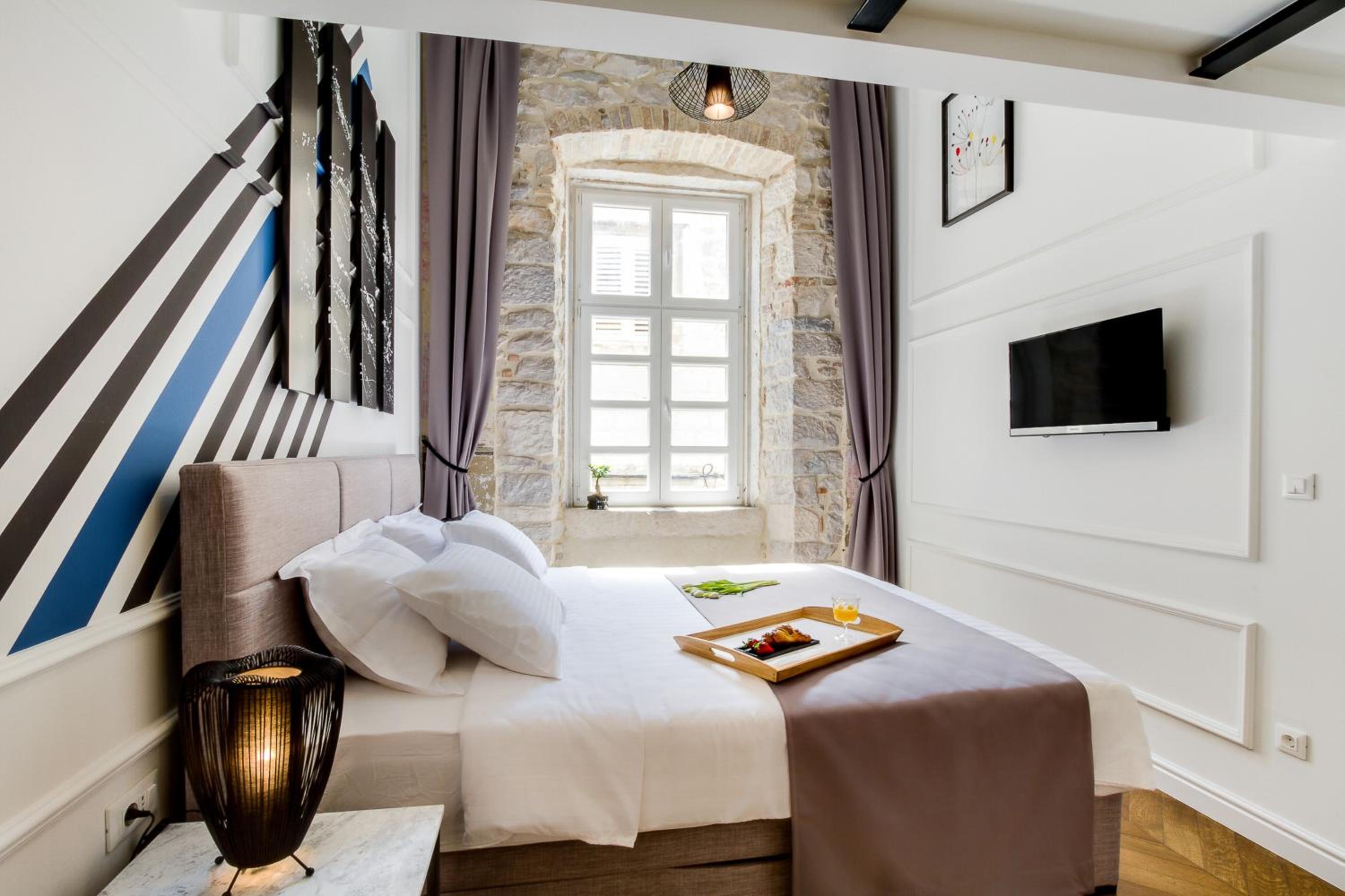 DeZign Superior Apartments & Rooms