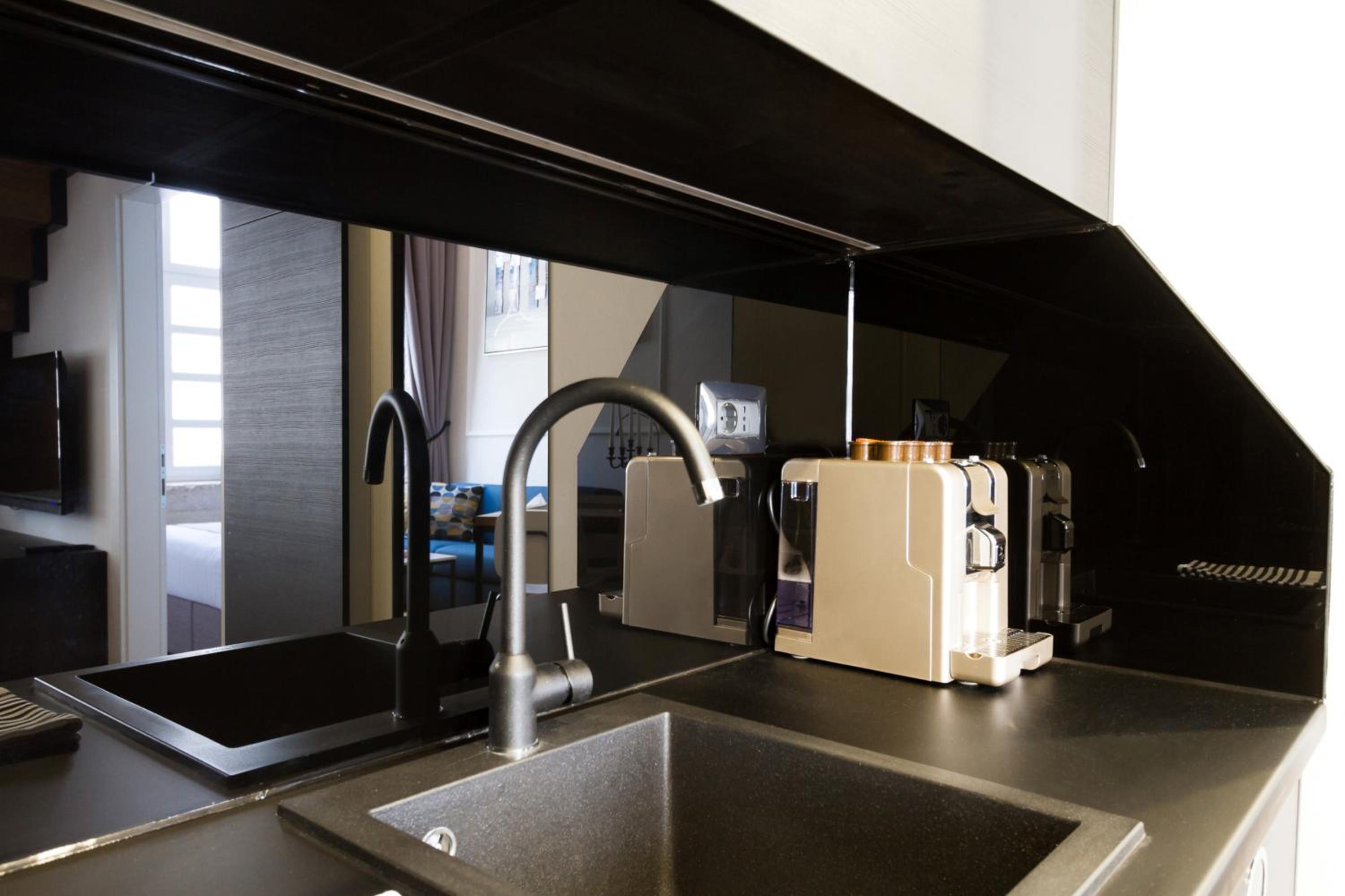 DeZign Superior Apartments & Rooms