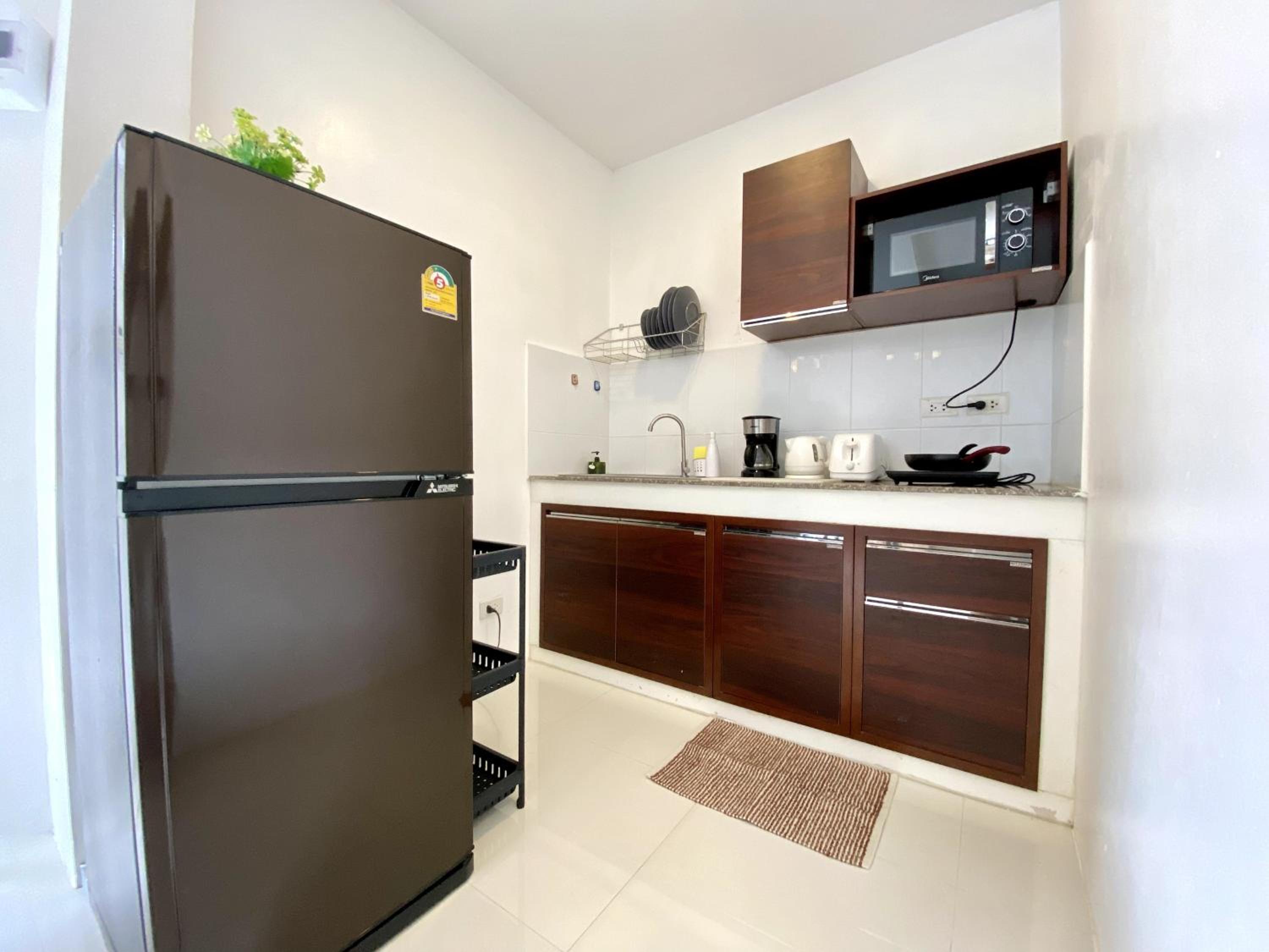 Chonlada Holiday Home - 2 BR Pool Access Bungalow - Kamala Beach