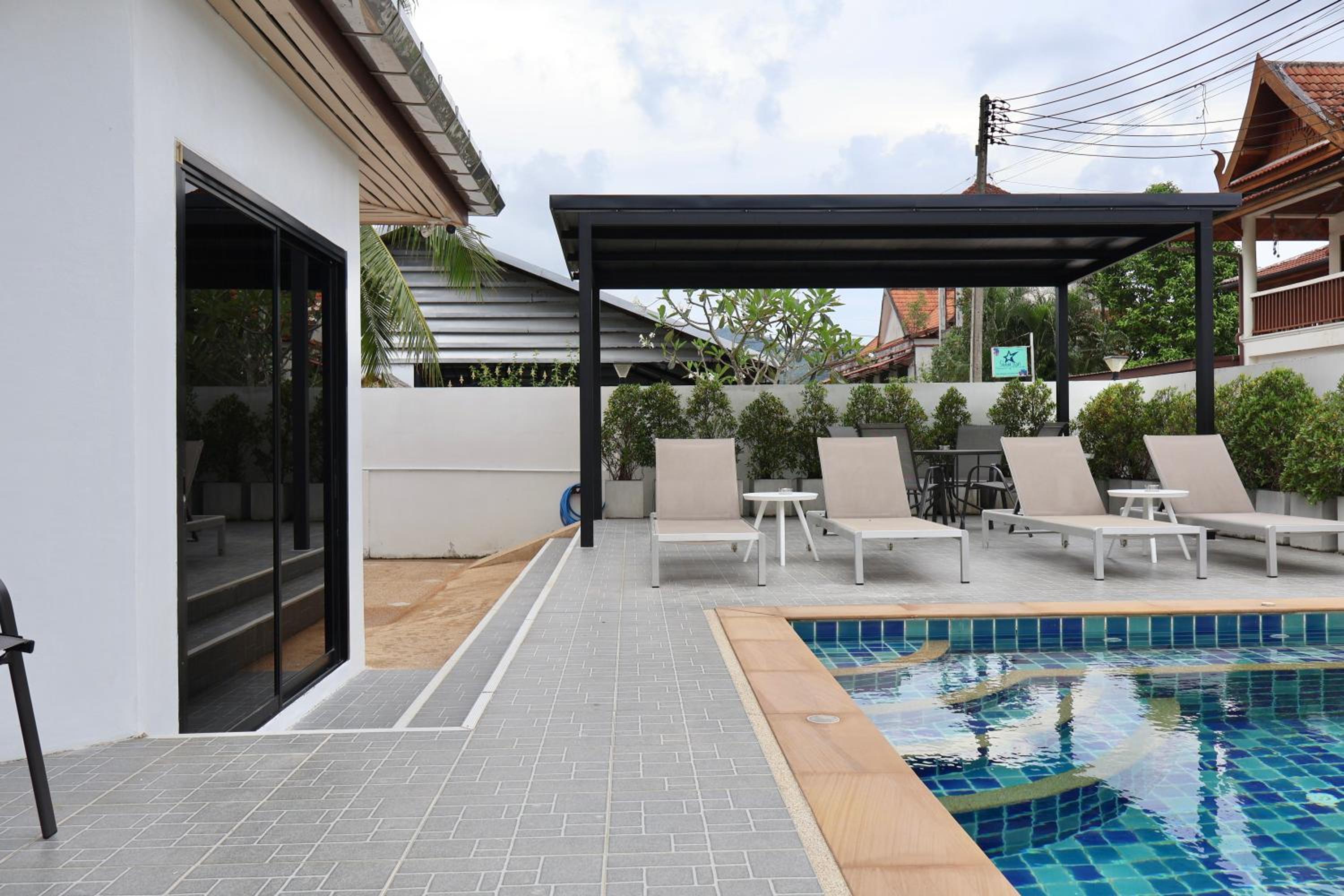 Chonlada Holiday Home - 2 BR Pool Access Bungalow - Kamala Beach