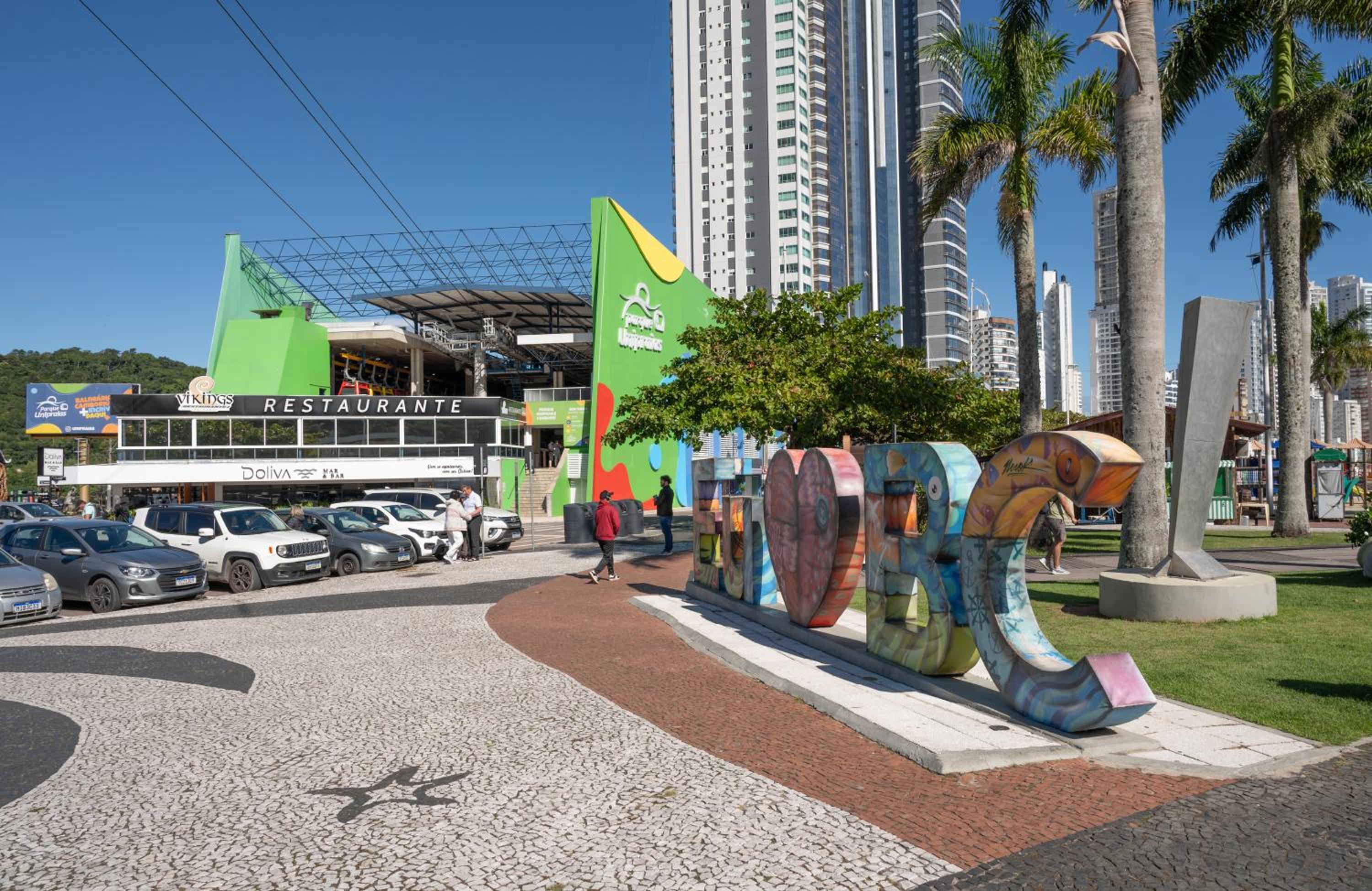 The Spot One - Luxo e acesso direto ao Balneário Shopping