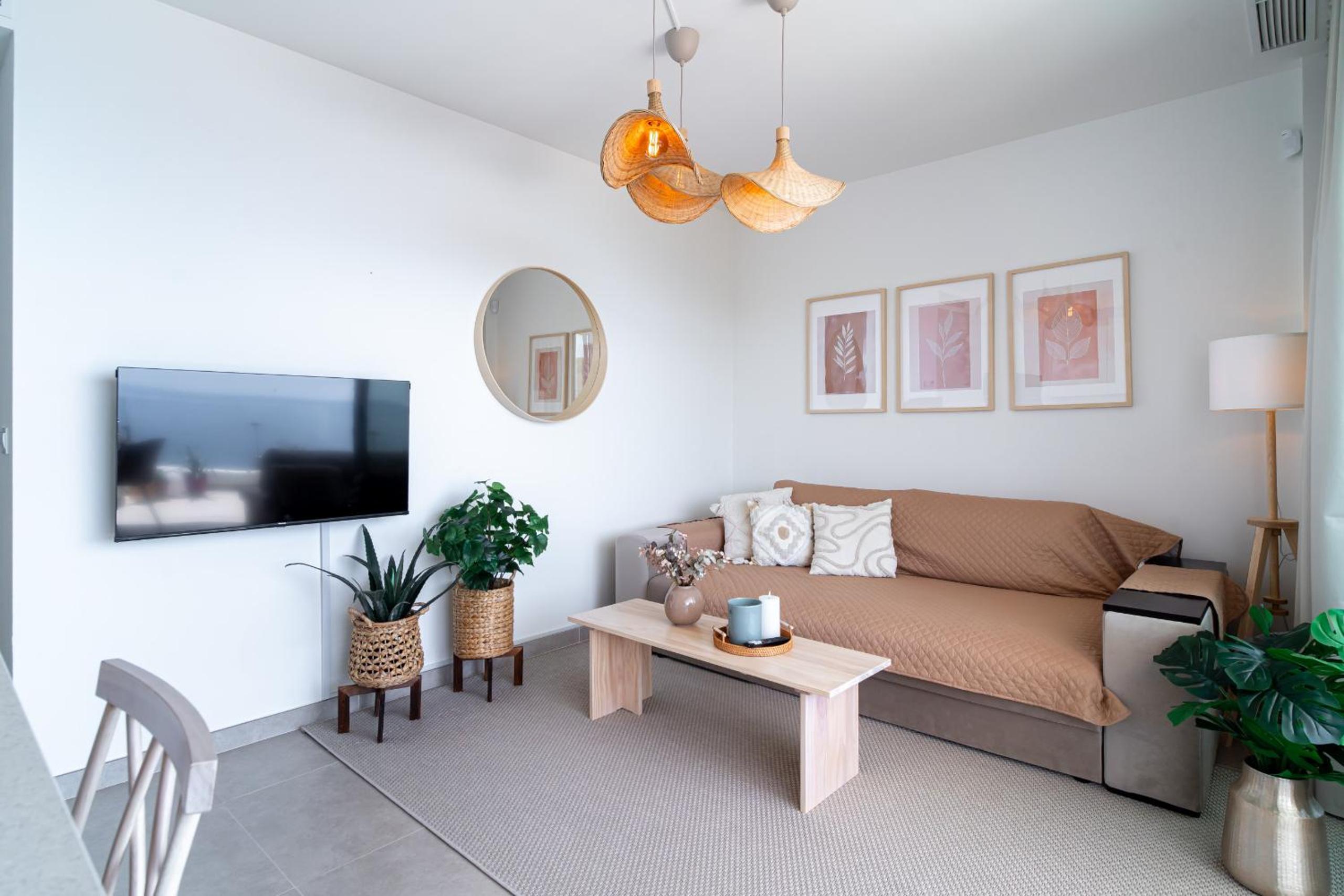 Bayview Hills Deluxe by Casasol