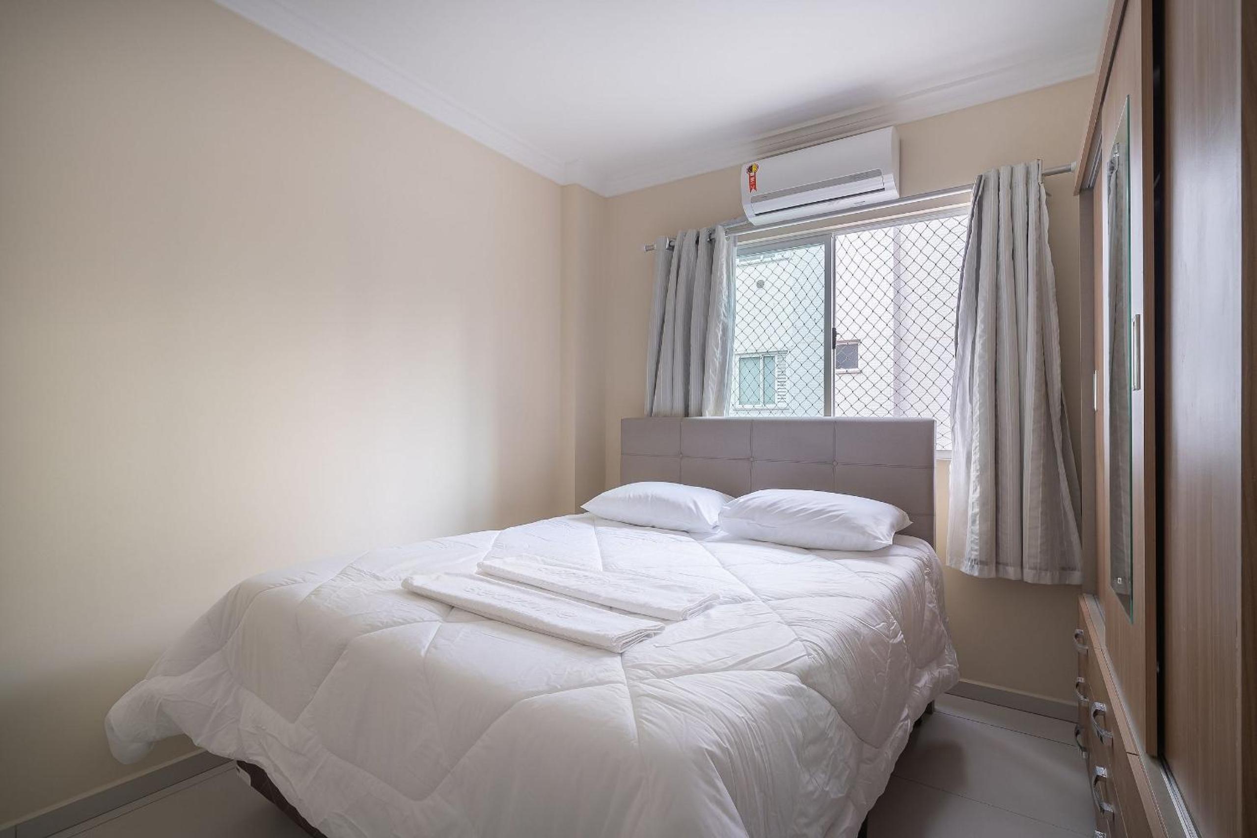 Apt near the sea w/ BBQ 3 bdr ELM701