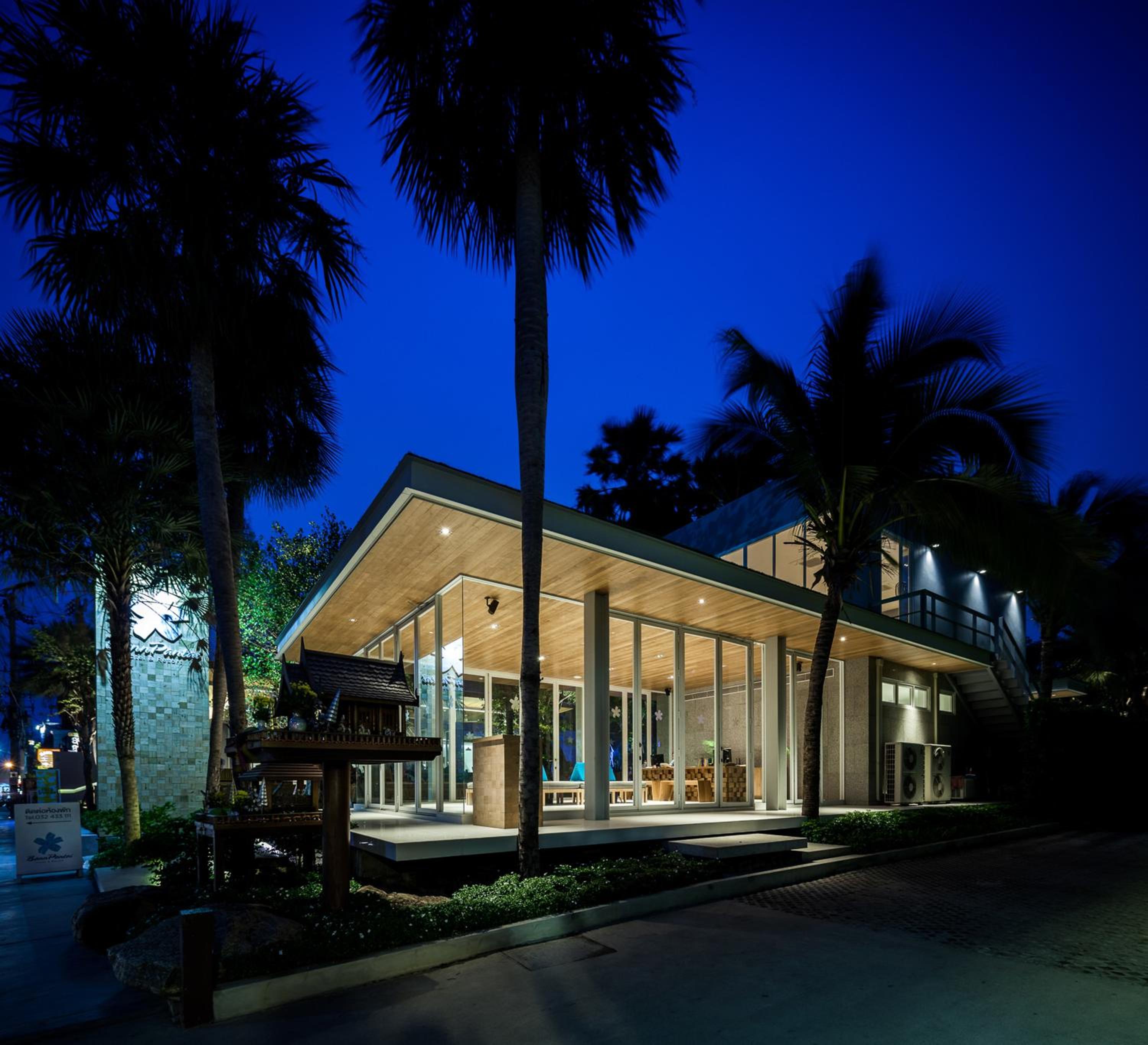 Bann Pantai Resort