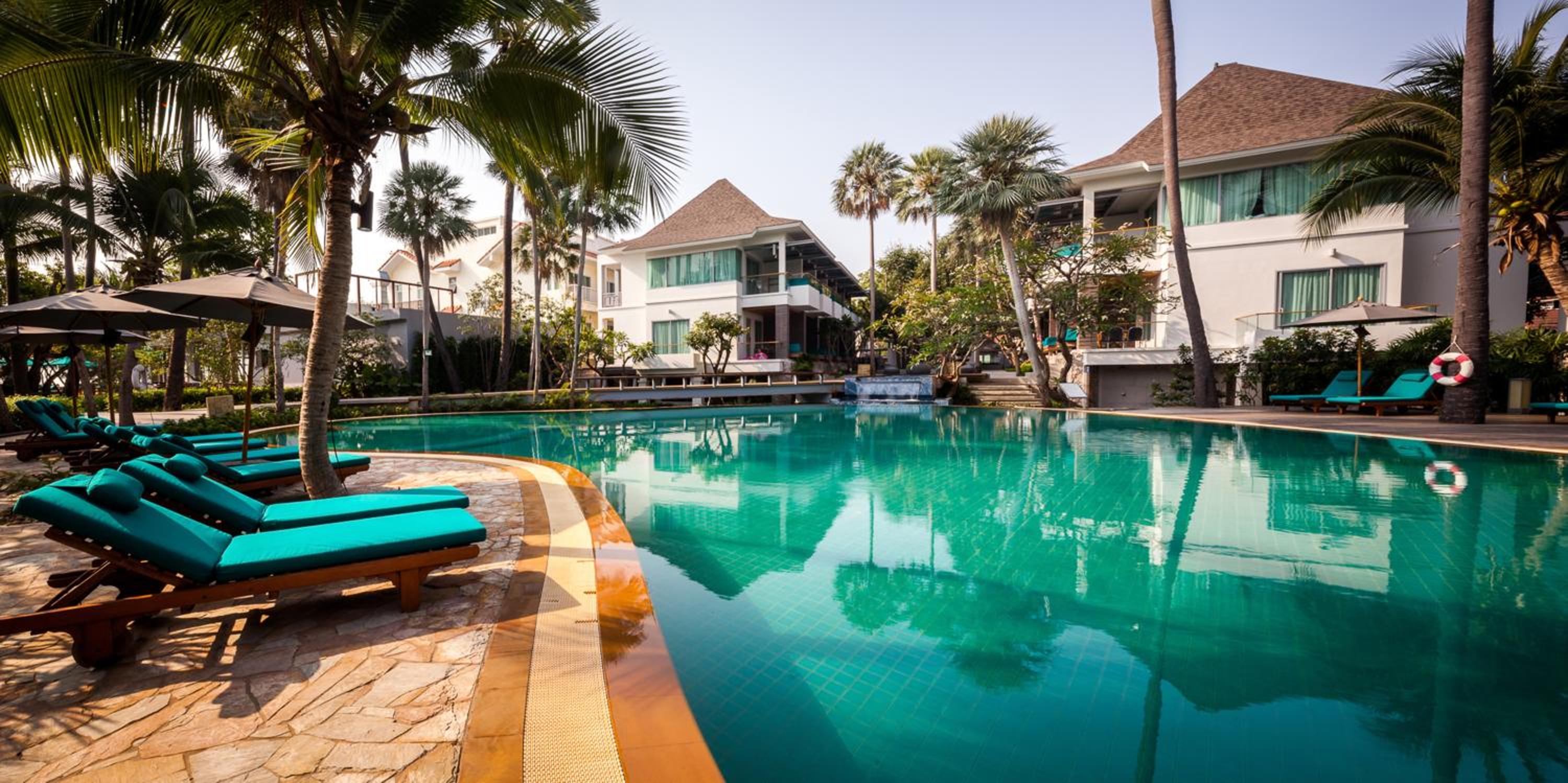 Bann Pantai Resort