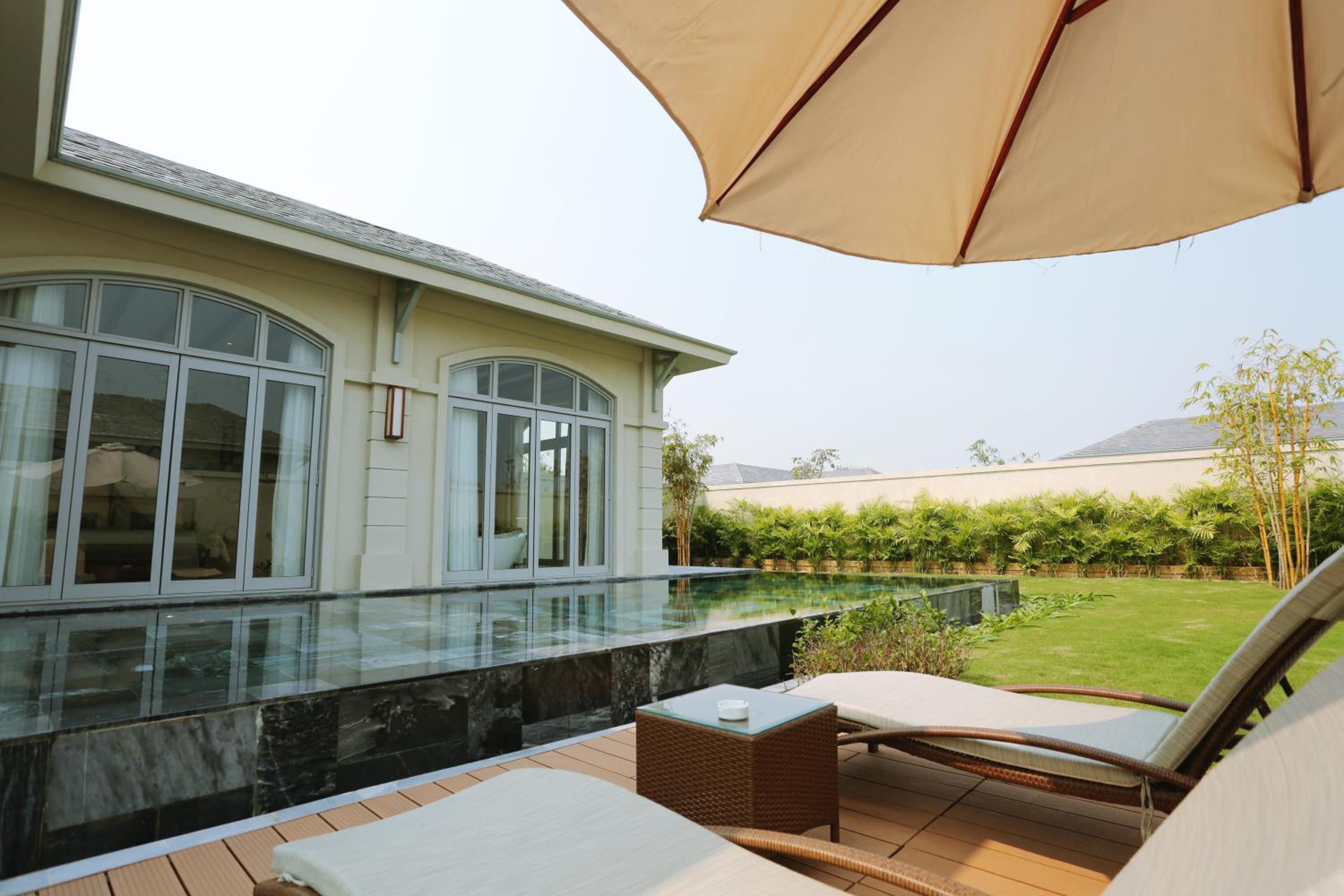 FLC Luxury Resort Samson