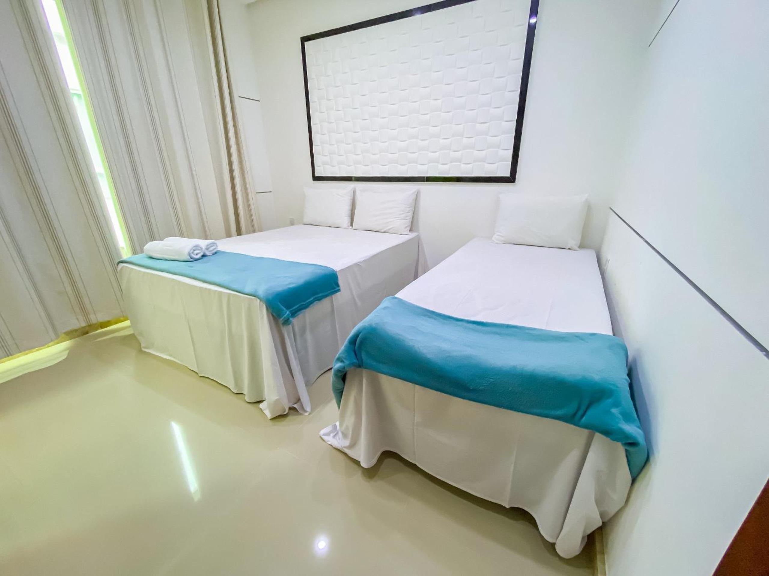 Casa com 4 quartos em condomínio com piscina e área gourmet próximo à praia de Taperapuã