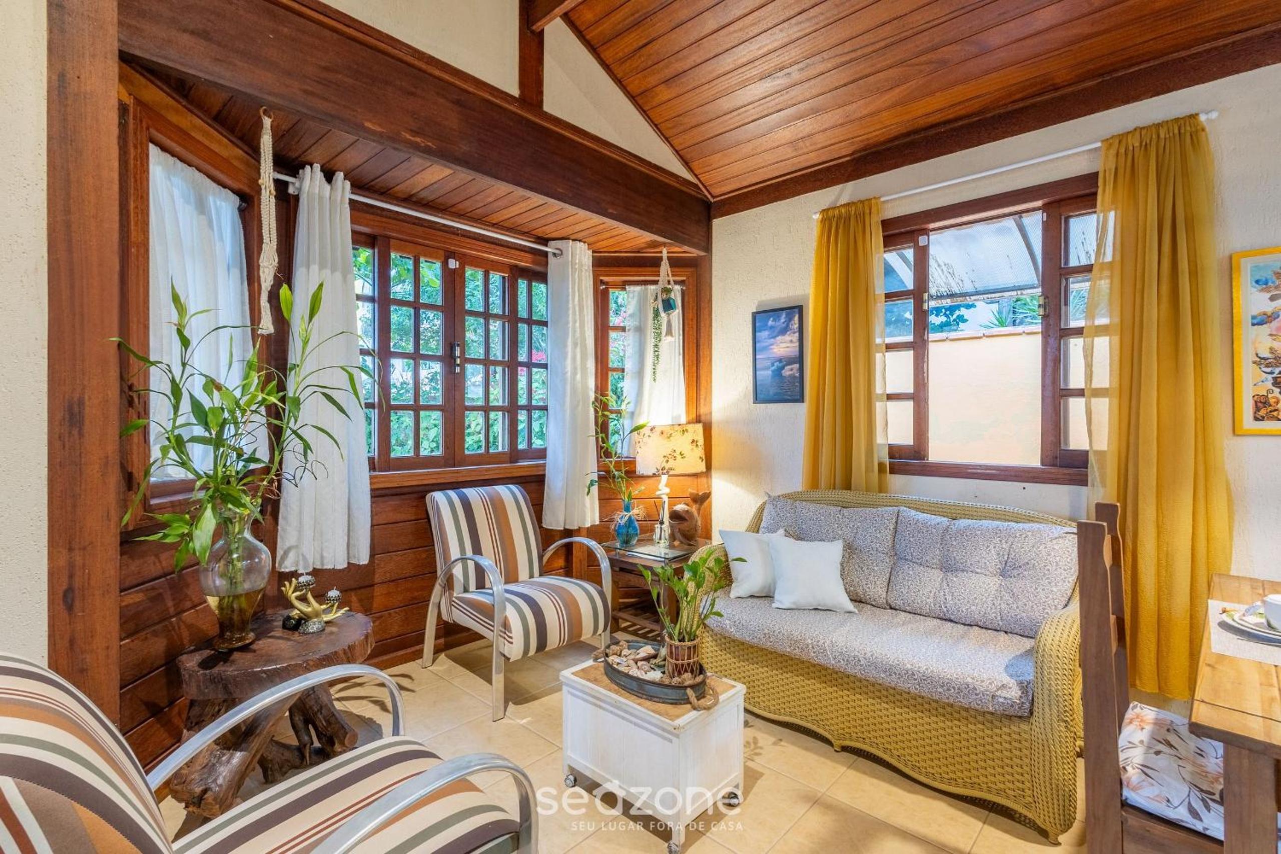 Charming house with BBQ by the sea MON0099