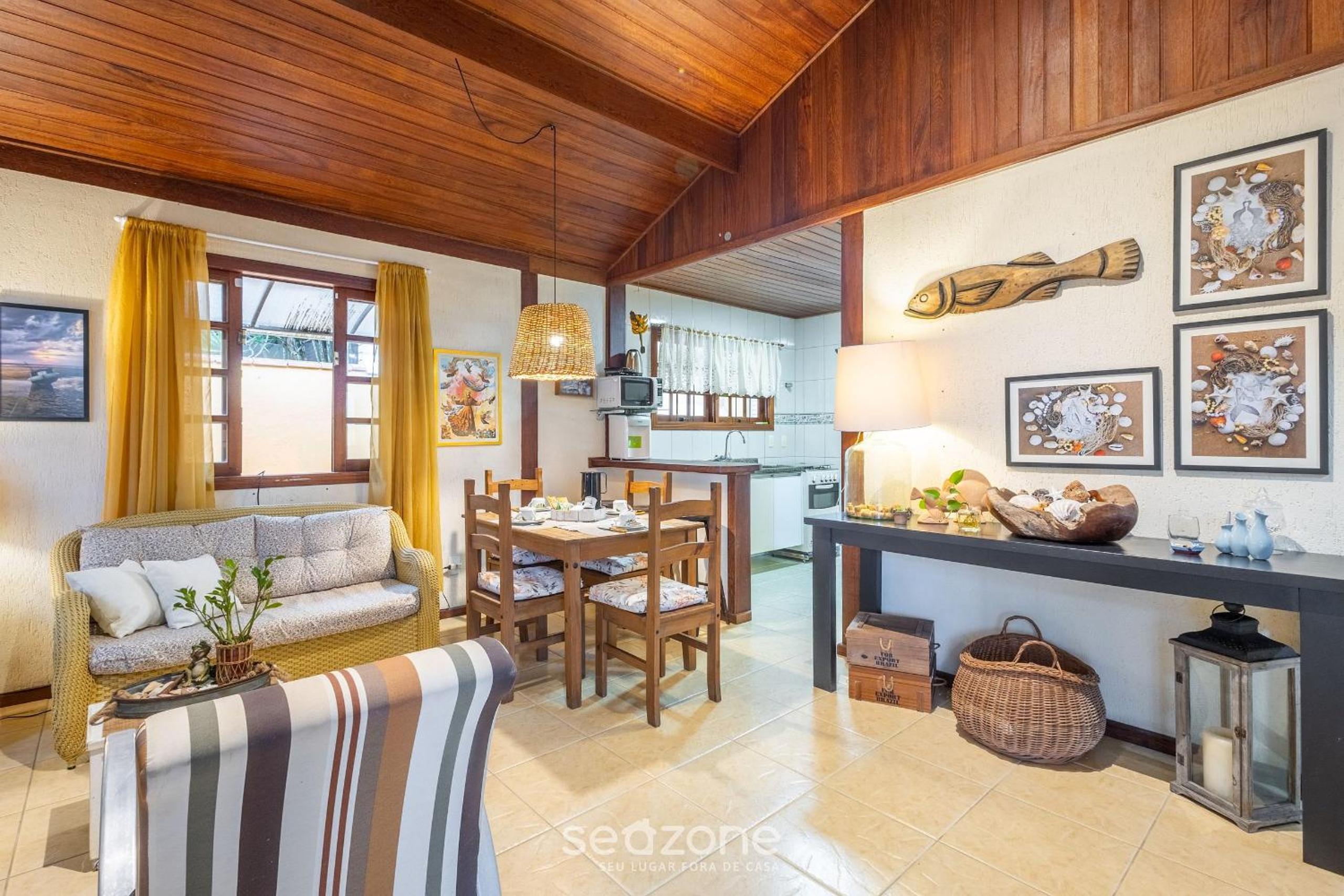 Charming house with BBQ by the sea MON0099