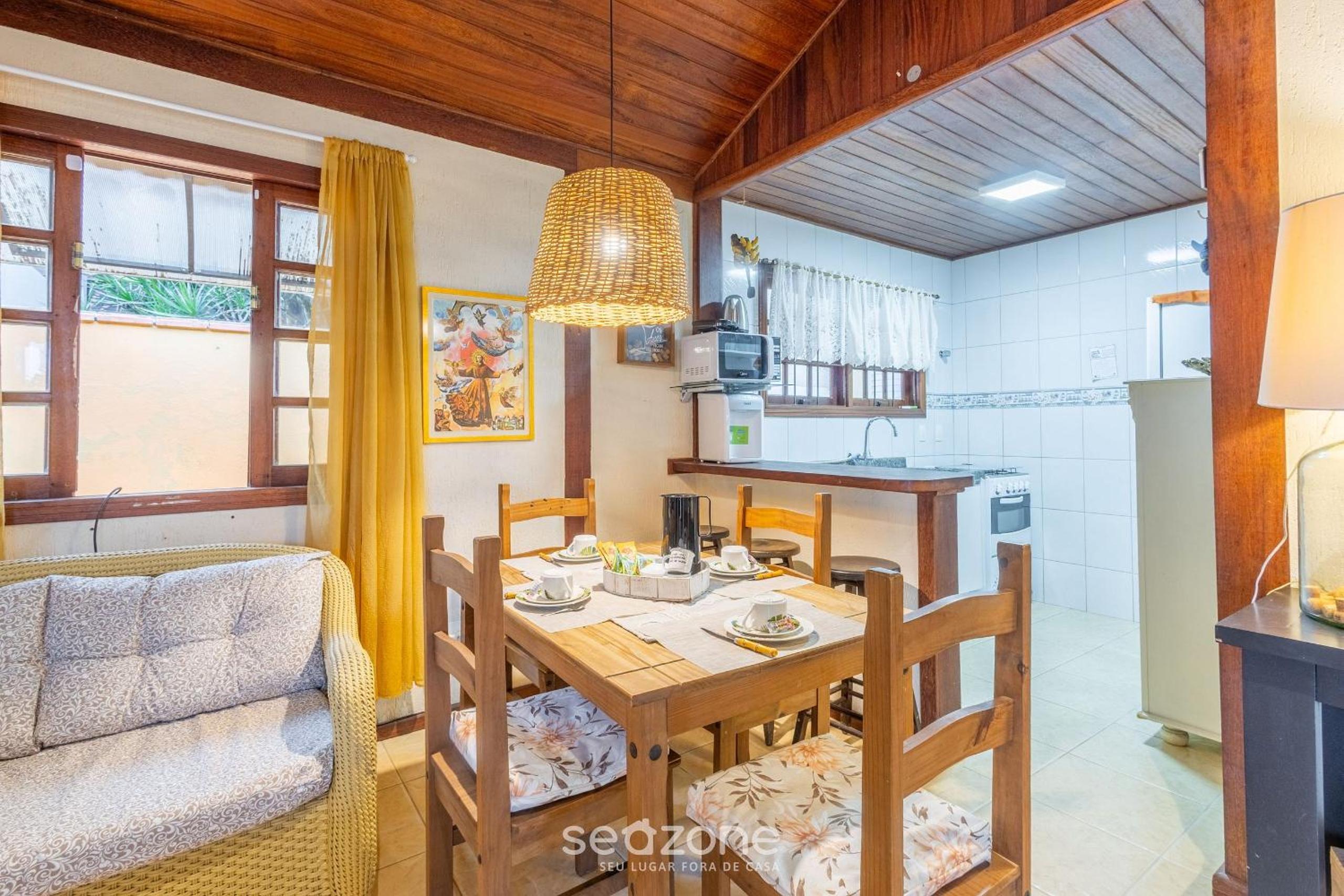 Charming house with BBQ by the sea MON0099