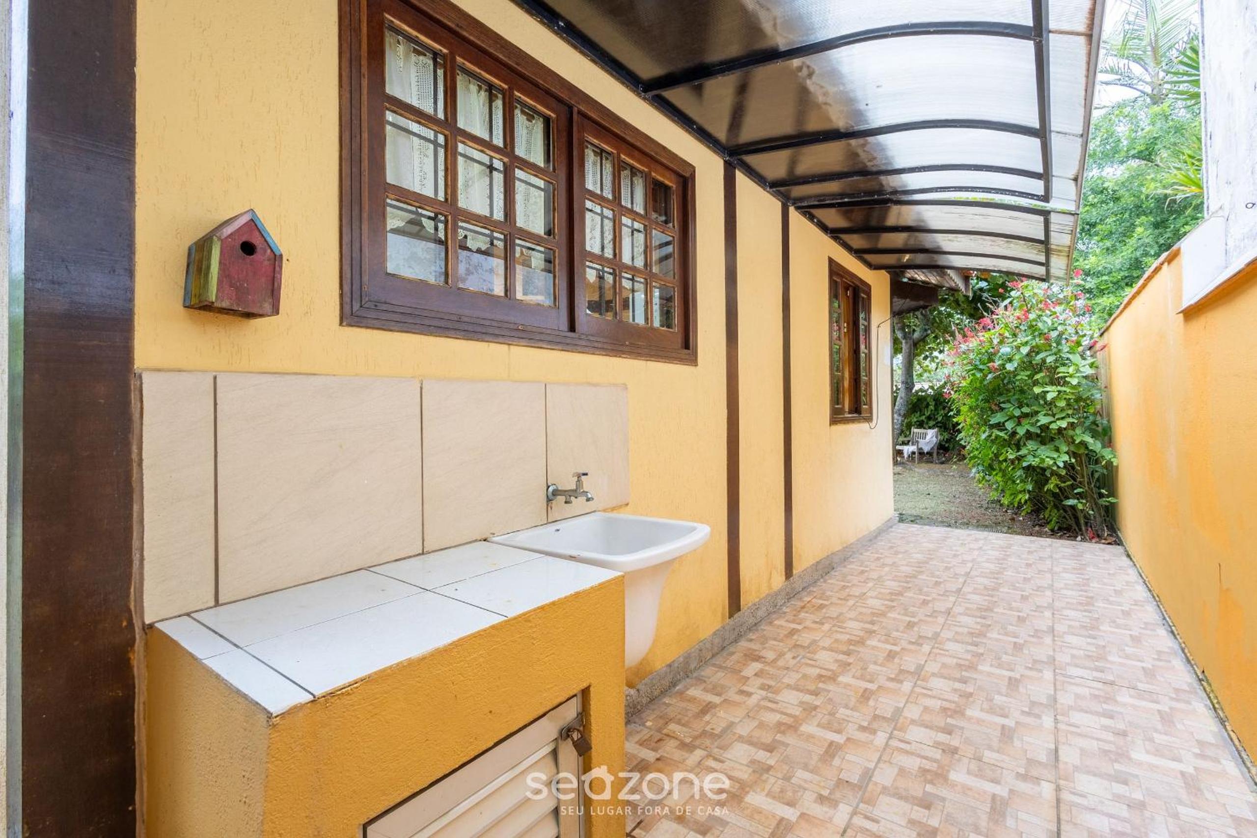 Charming house with BBQ by the sea MON0099