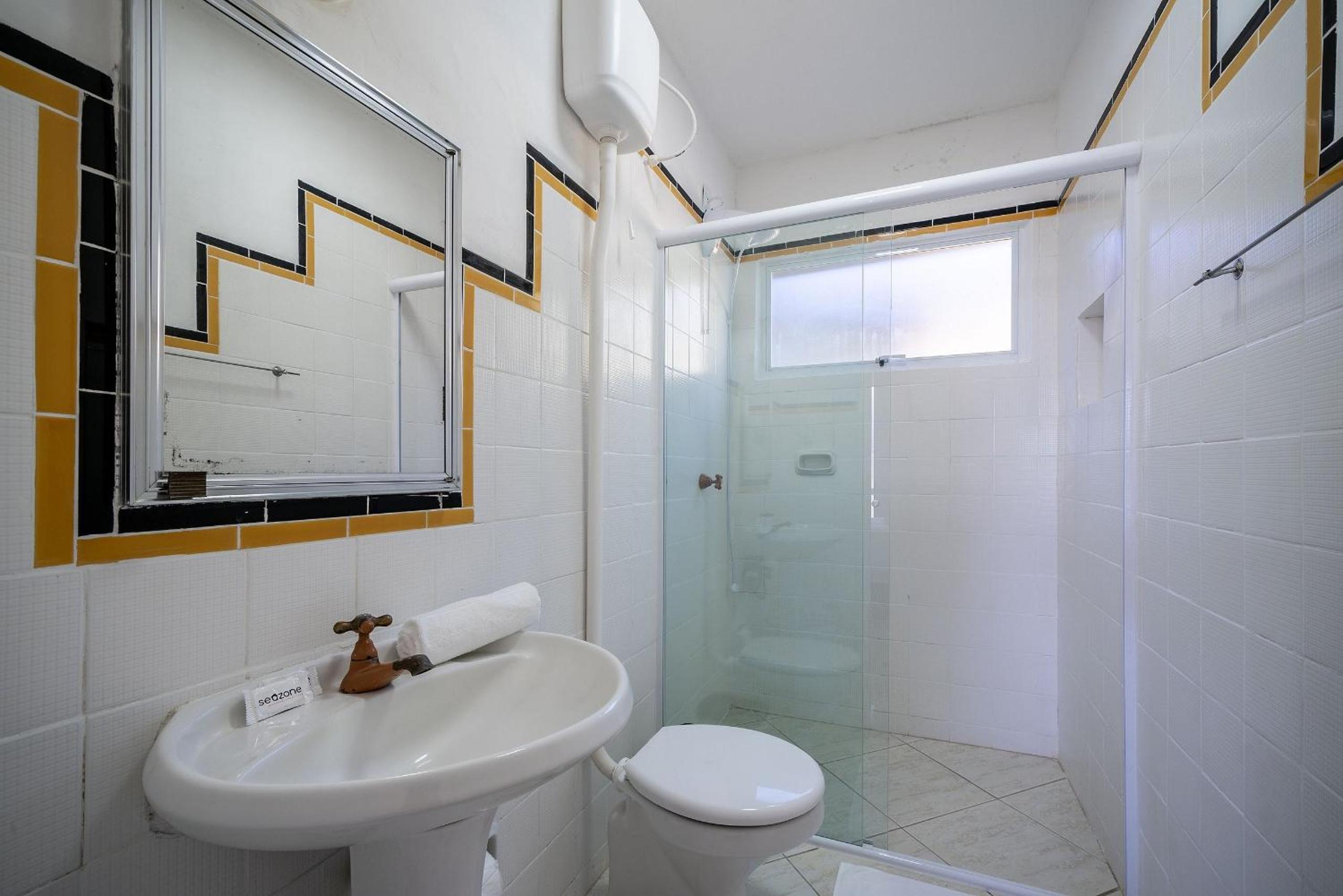 2BR apt w/suite 100m Bombas beach ROR0001