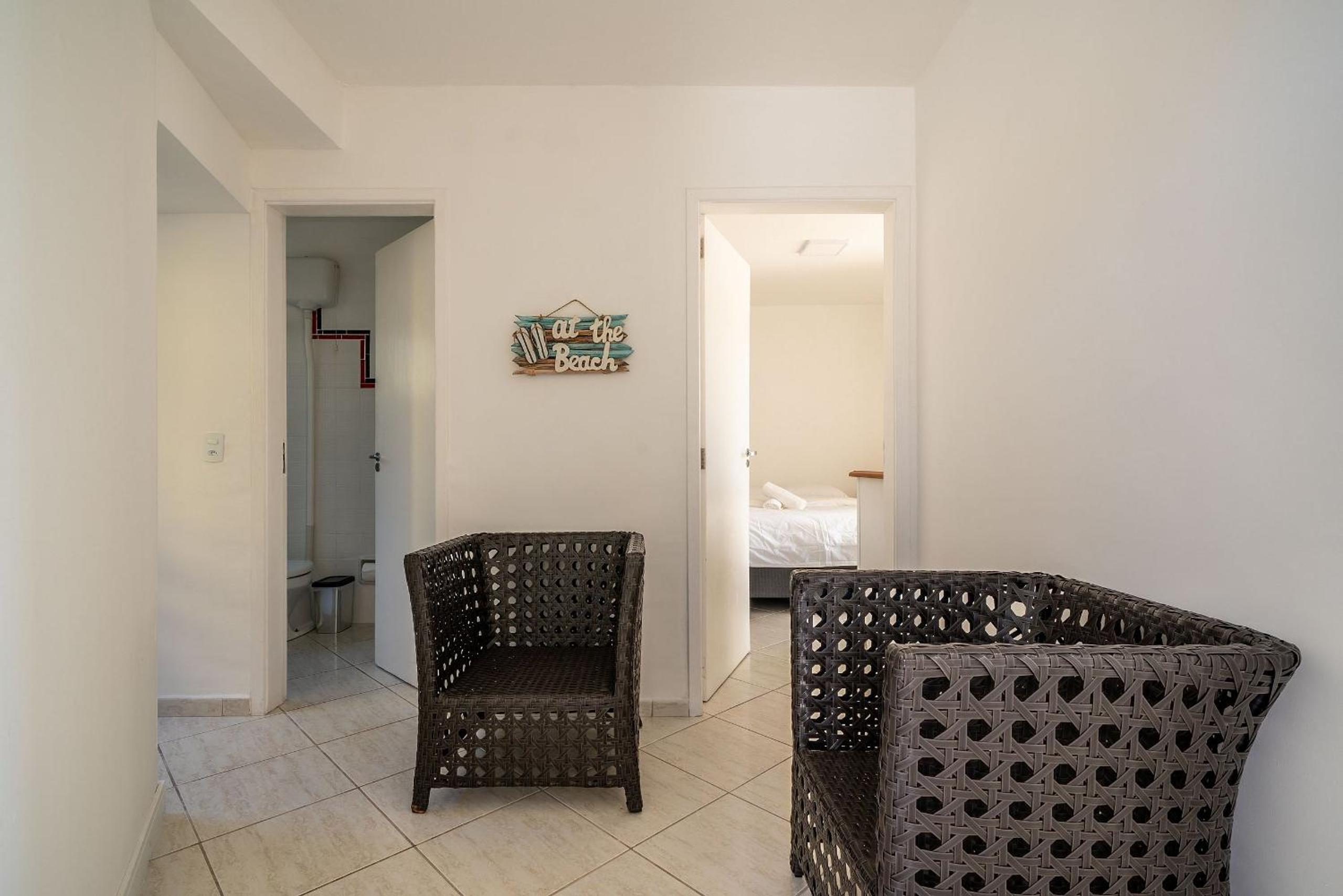 2BR apt w/suite 100m Bombas beach ROR0001