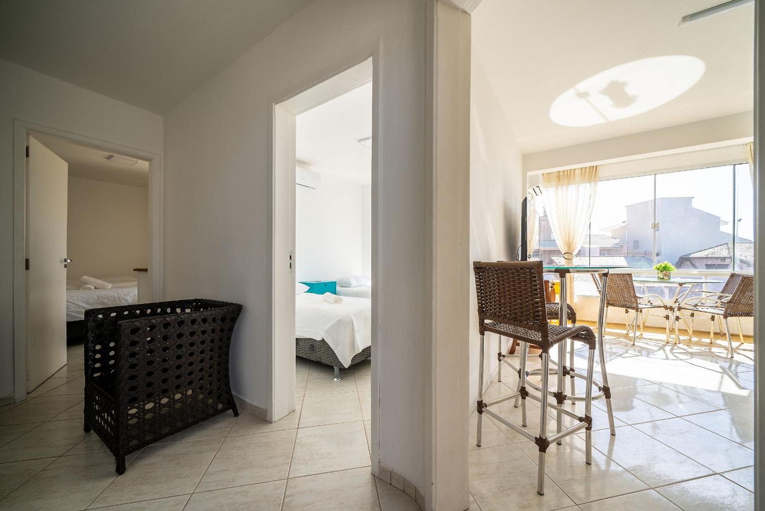 2BR apt w/suite 100m Bombas beach ROR0001