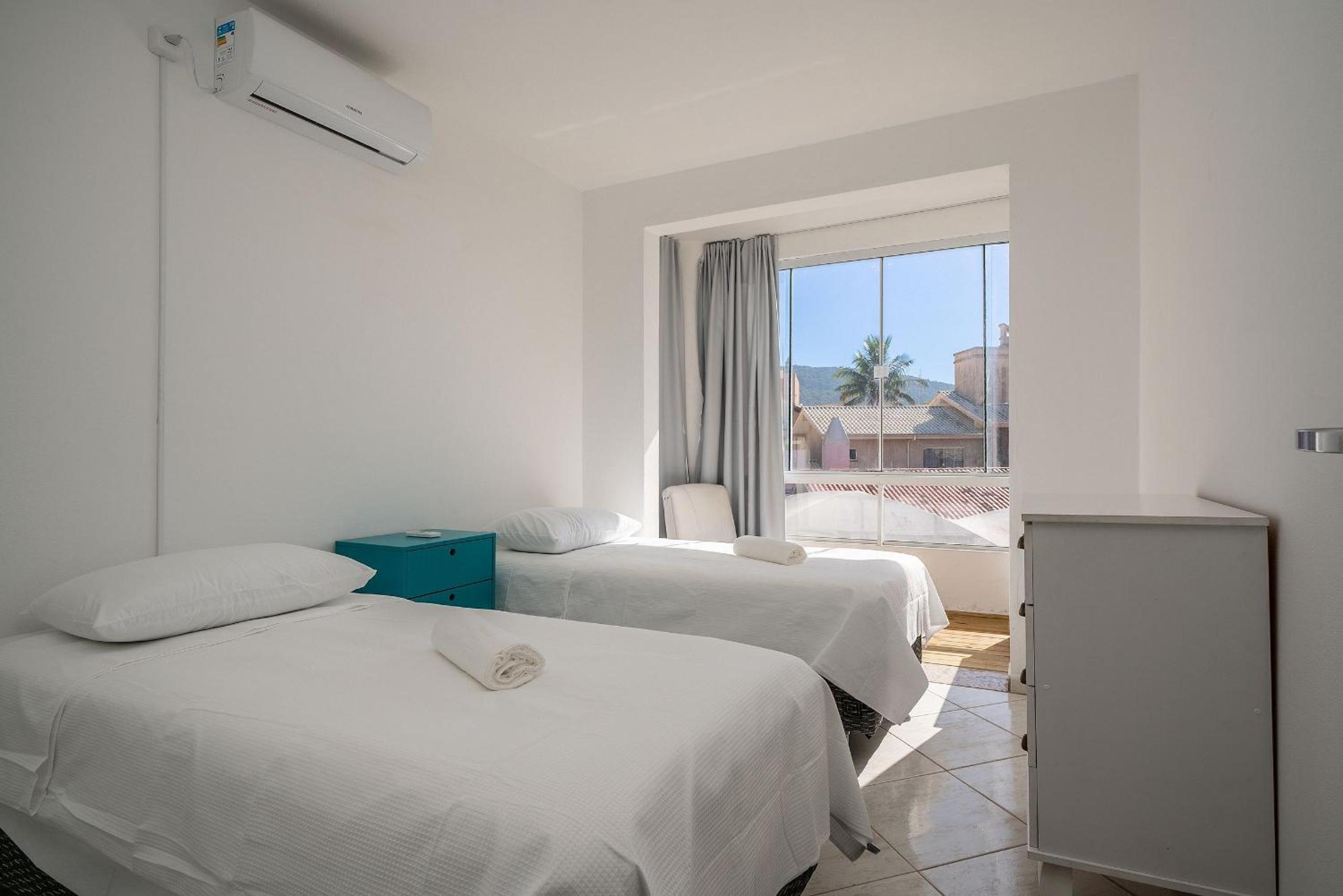 2BR apt w/suite 100m Bombas beach ROR0001