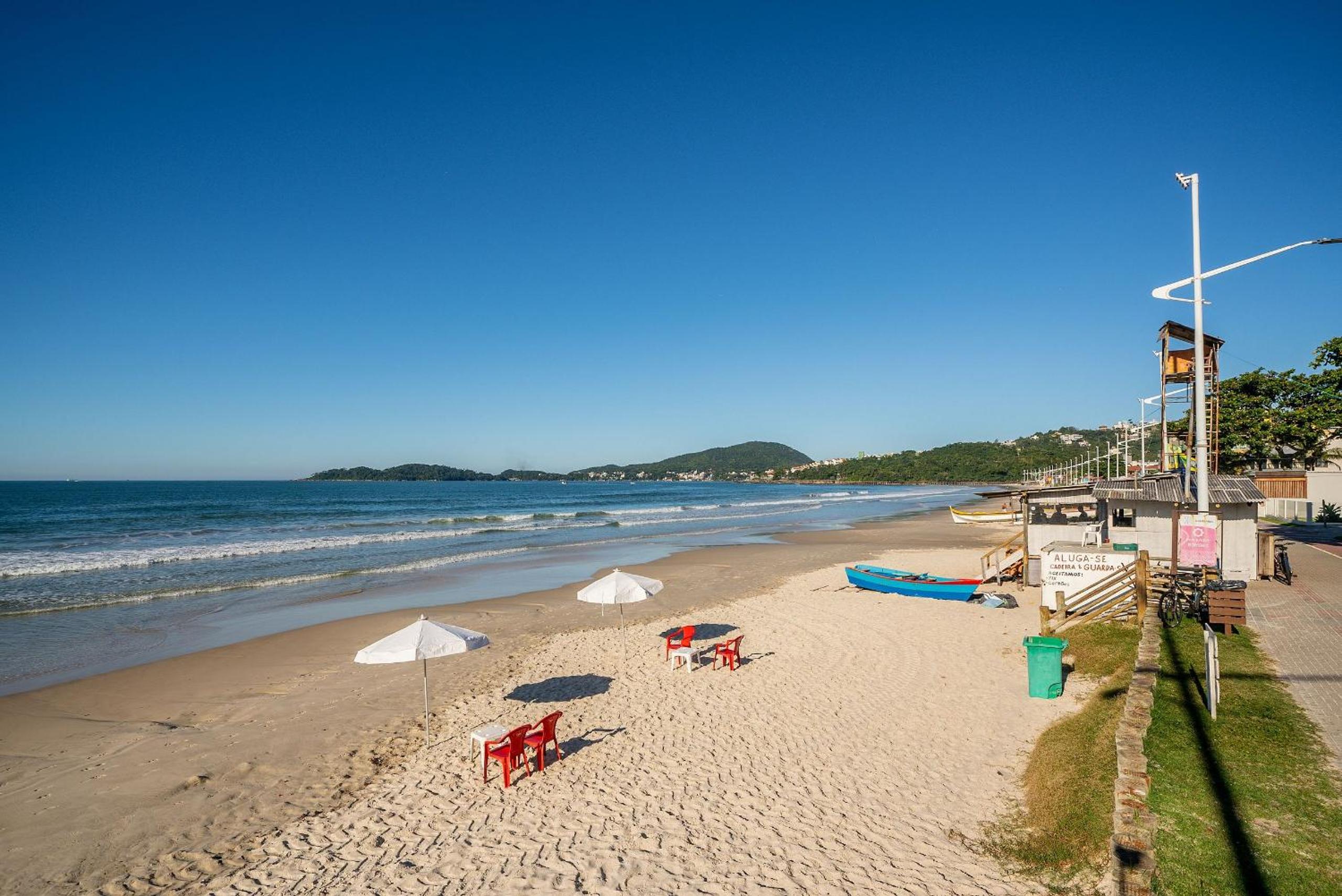 2BR apt w/suite 100m Bombas beach ROR0001